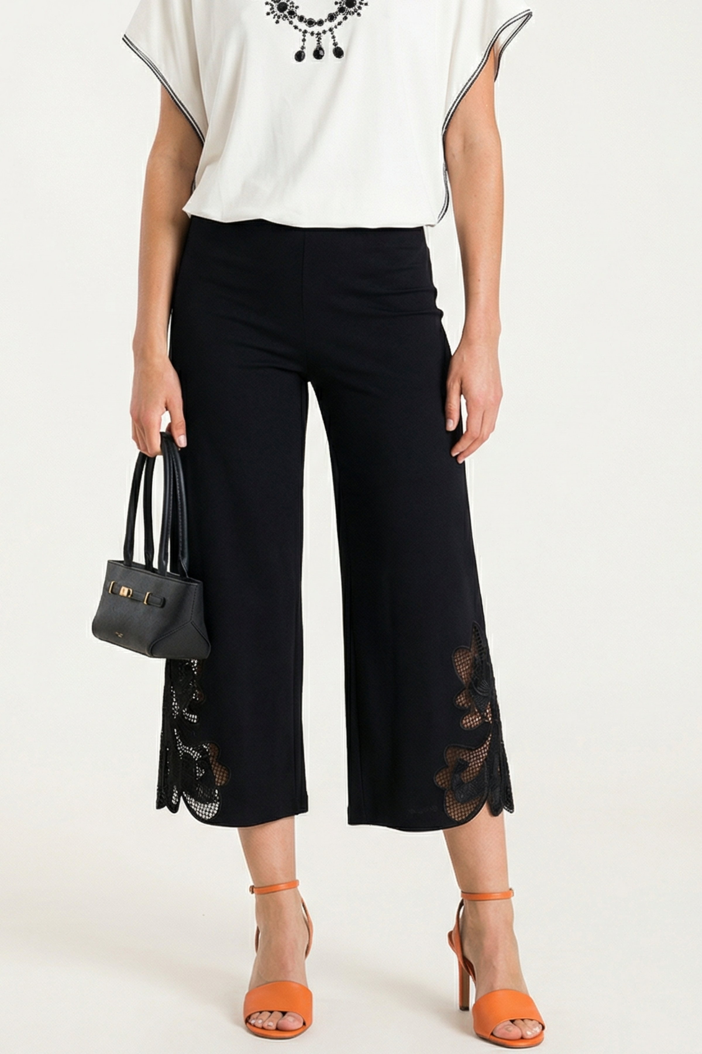 Pantalon negro bordado lateral rejilla LolitasyL