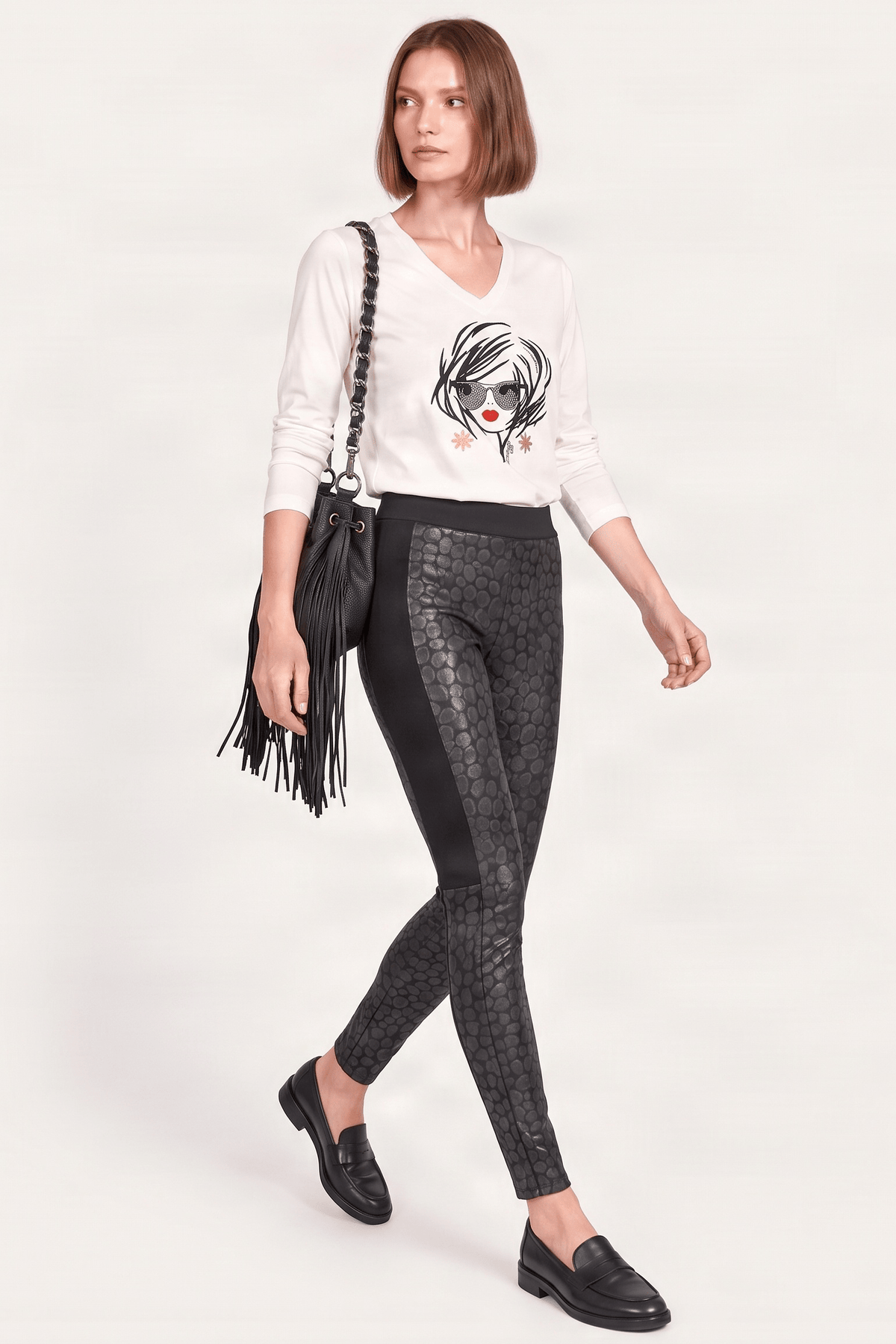 Pantalon negro polipiel animal print ajustado Lolitas&L - lolitasyl.com