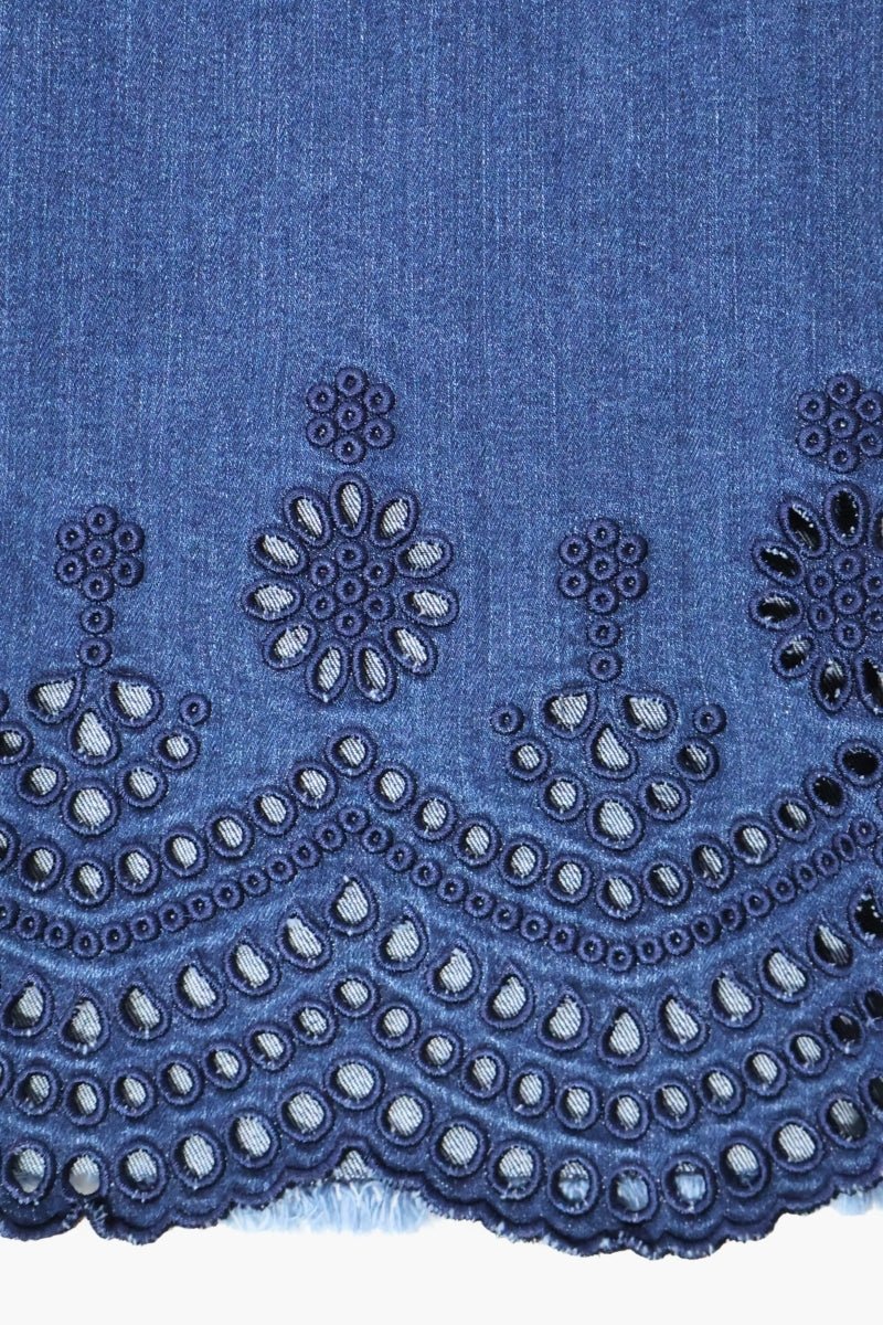 Pantalon Preloved vaquero azul con bordado calado al tono LolitasyL - lolitasyl.com