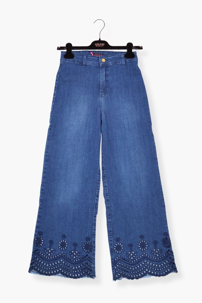 Pantalon Preloved vaquero azul con bordado calado al tono LolitasyL - lolitasyl.com