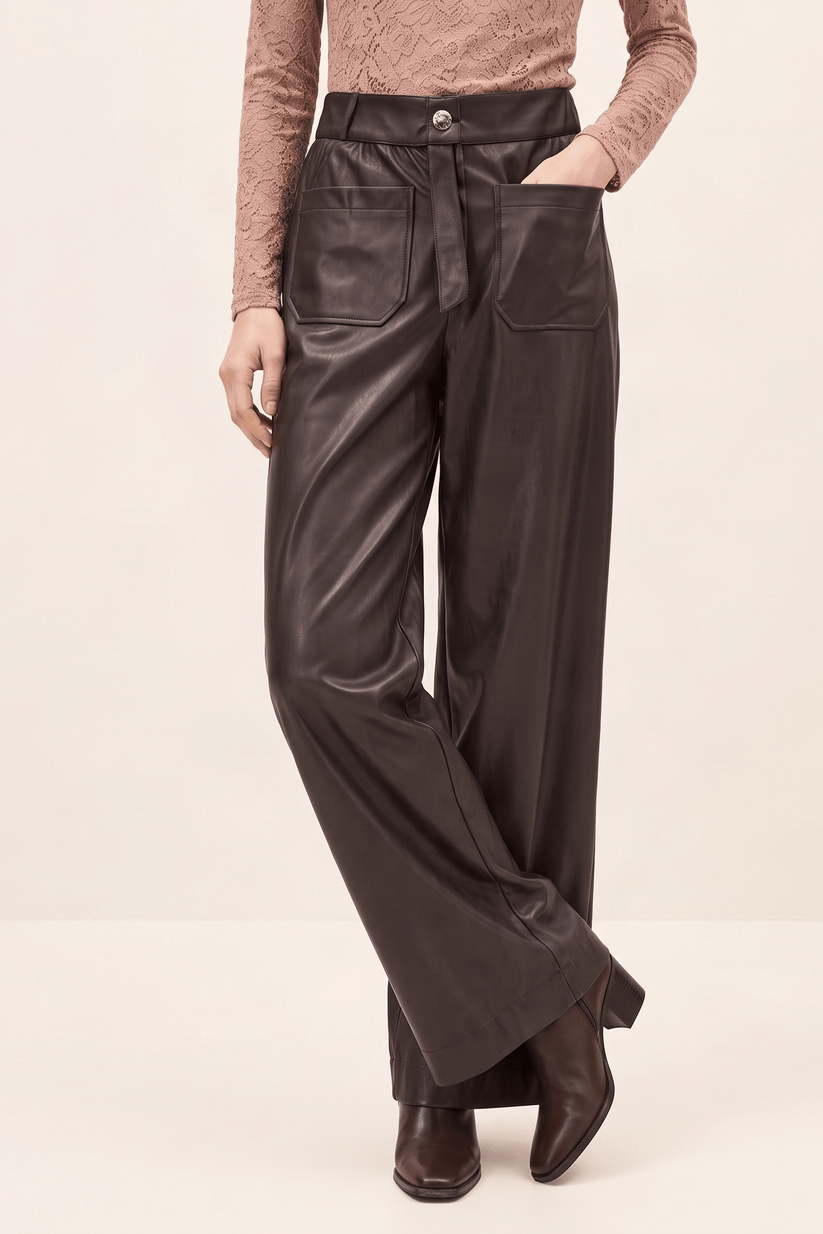 Pantalón Recto Marrón Oscuro en Ecopiel con Bolsillos Delanteros – Lolitas&L - lolitasyl.com