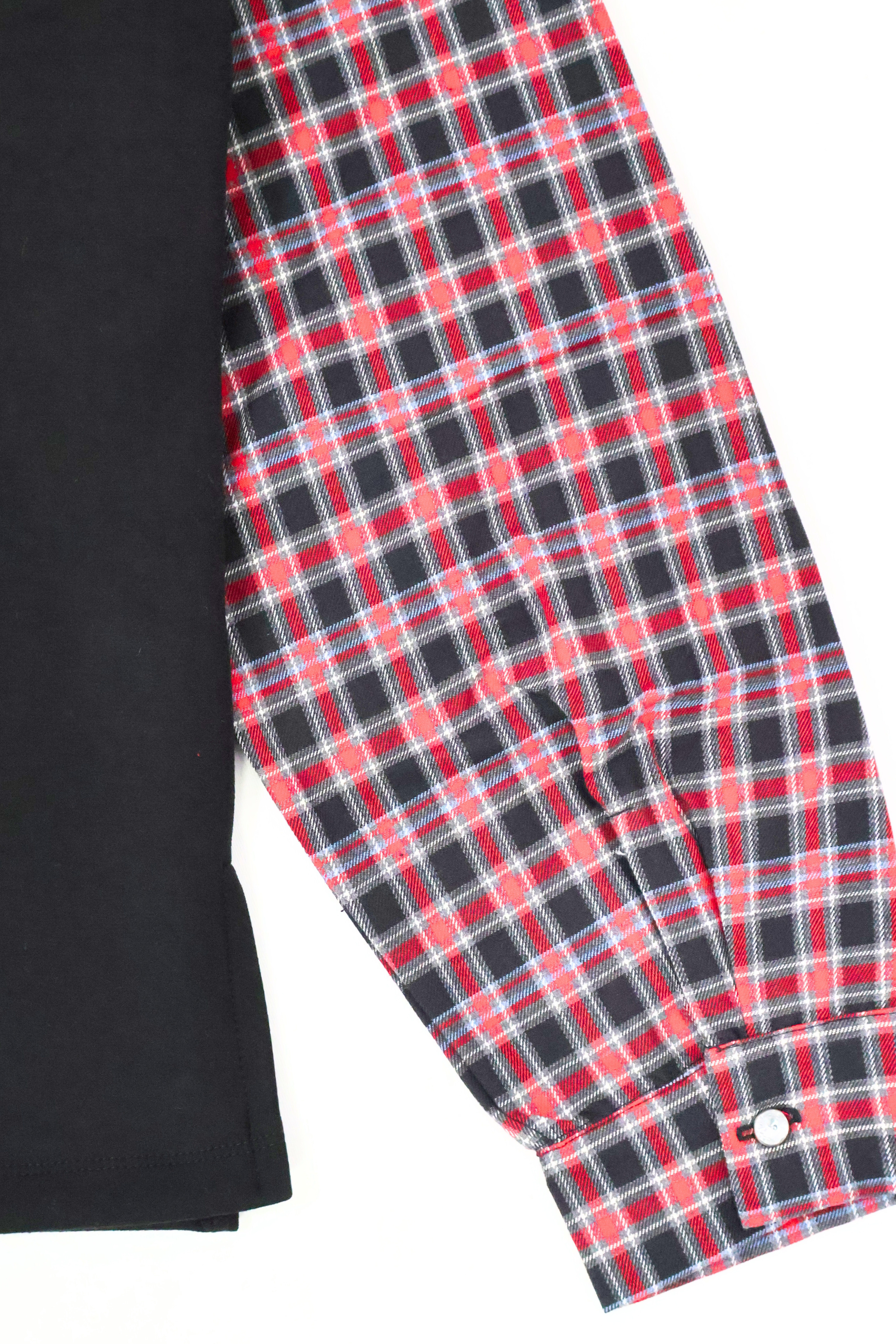 Sudadera negra con bordado zapatillas y manga larga cuadros Lolitas&L