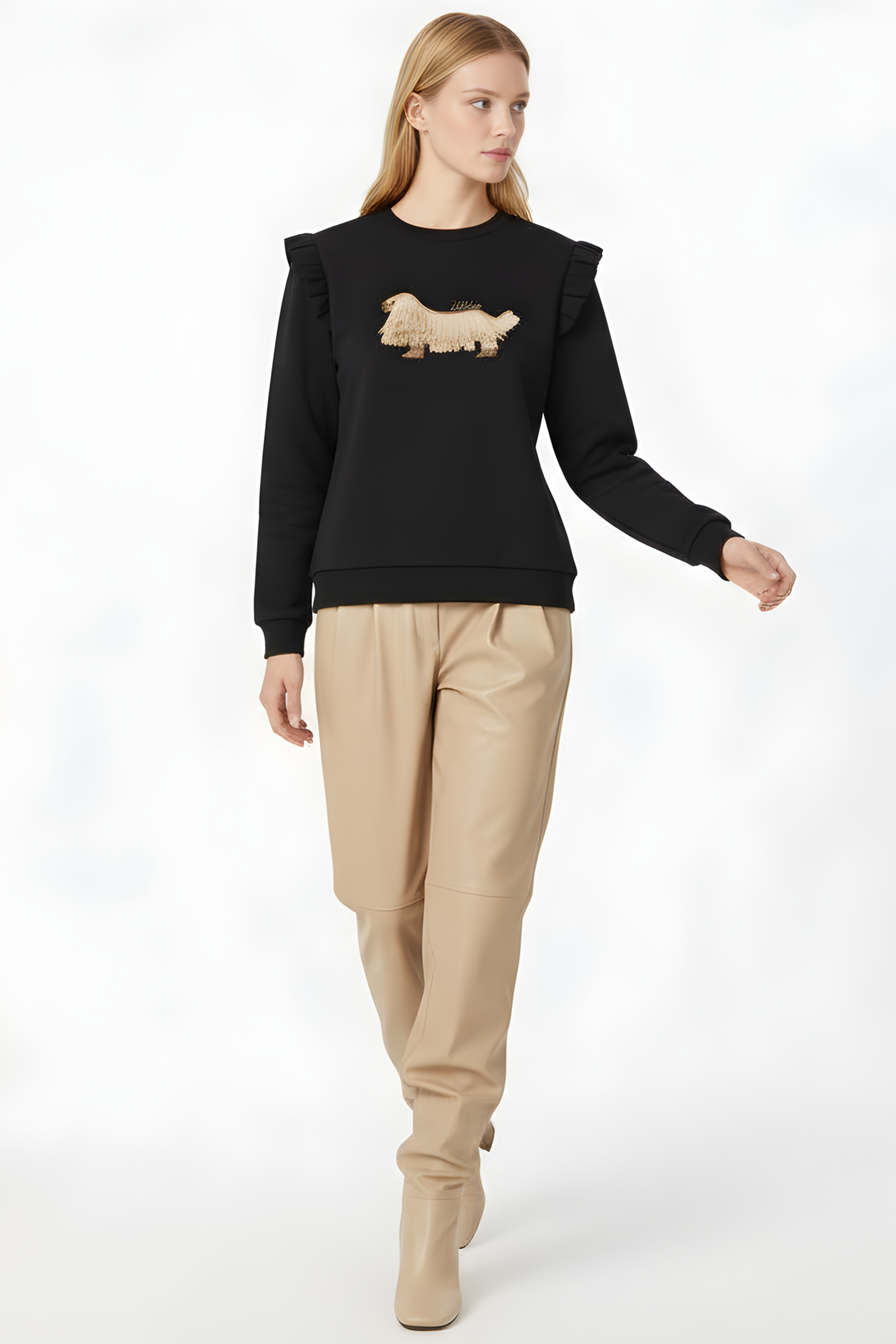 Sudadera negra perrito bordado con volantes Lolitas&L