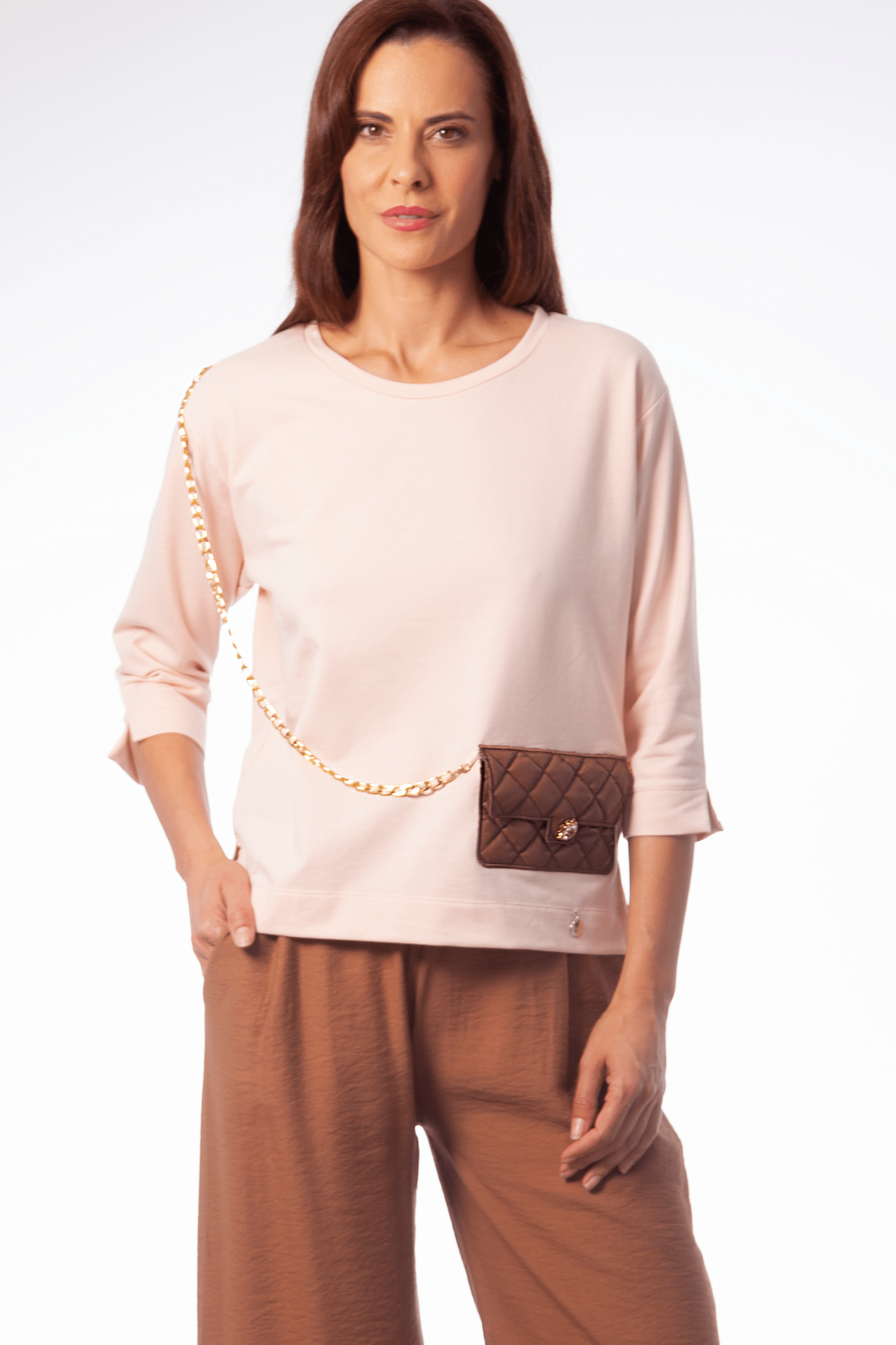 Sudadera rosa con bolso bordado y cadena Lolitas&L - lolitasyl.com