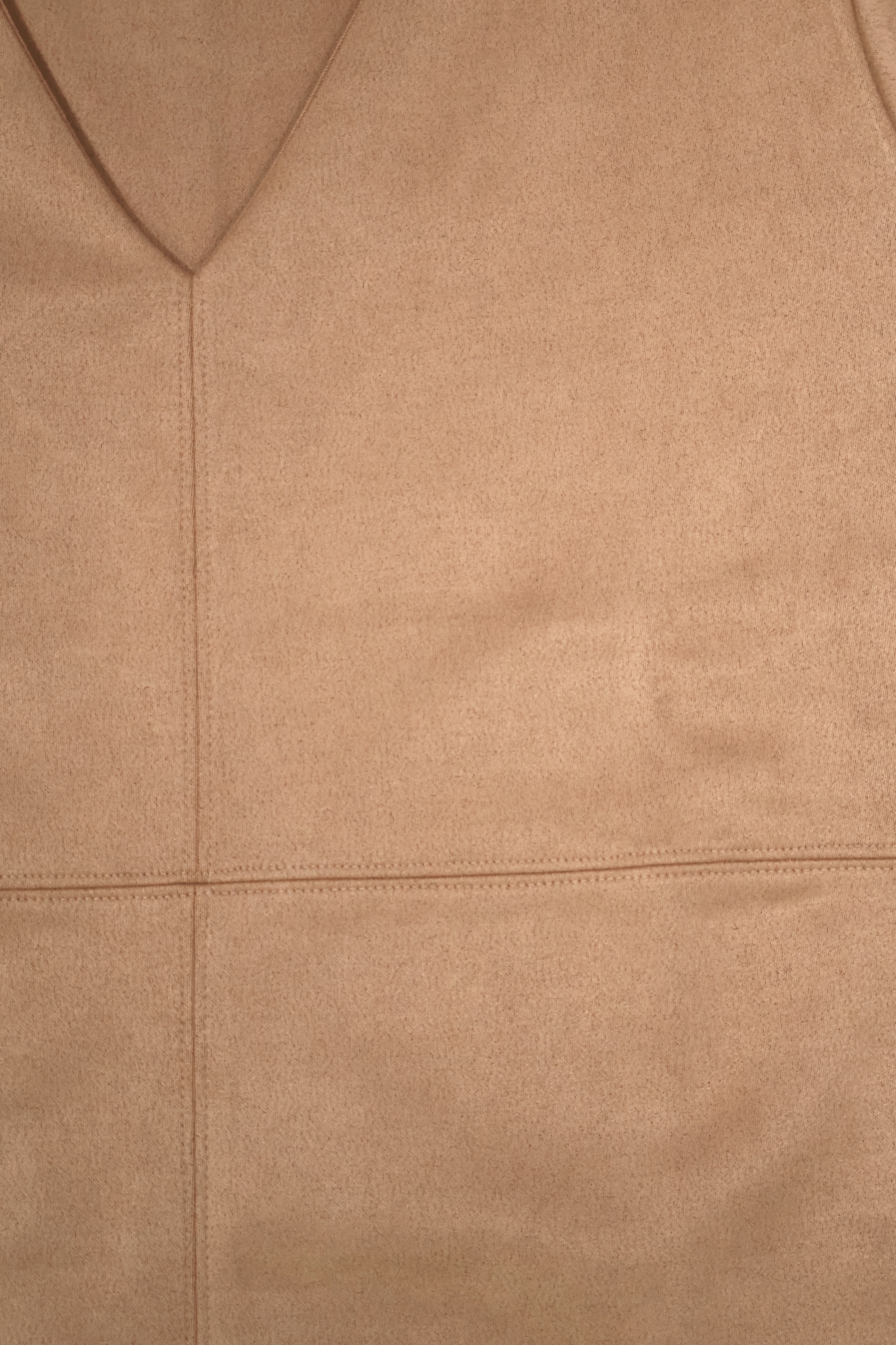 Vestido beige antelina escote en uve Lolitas&L - lolitasyl.com