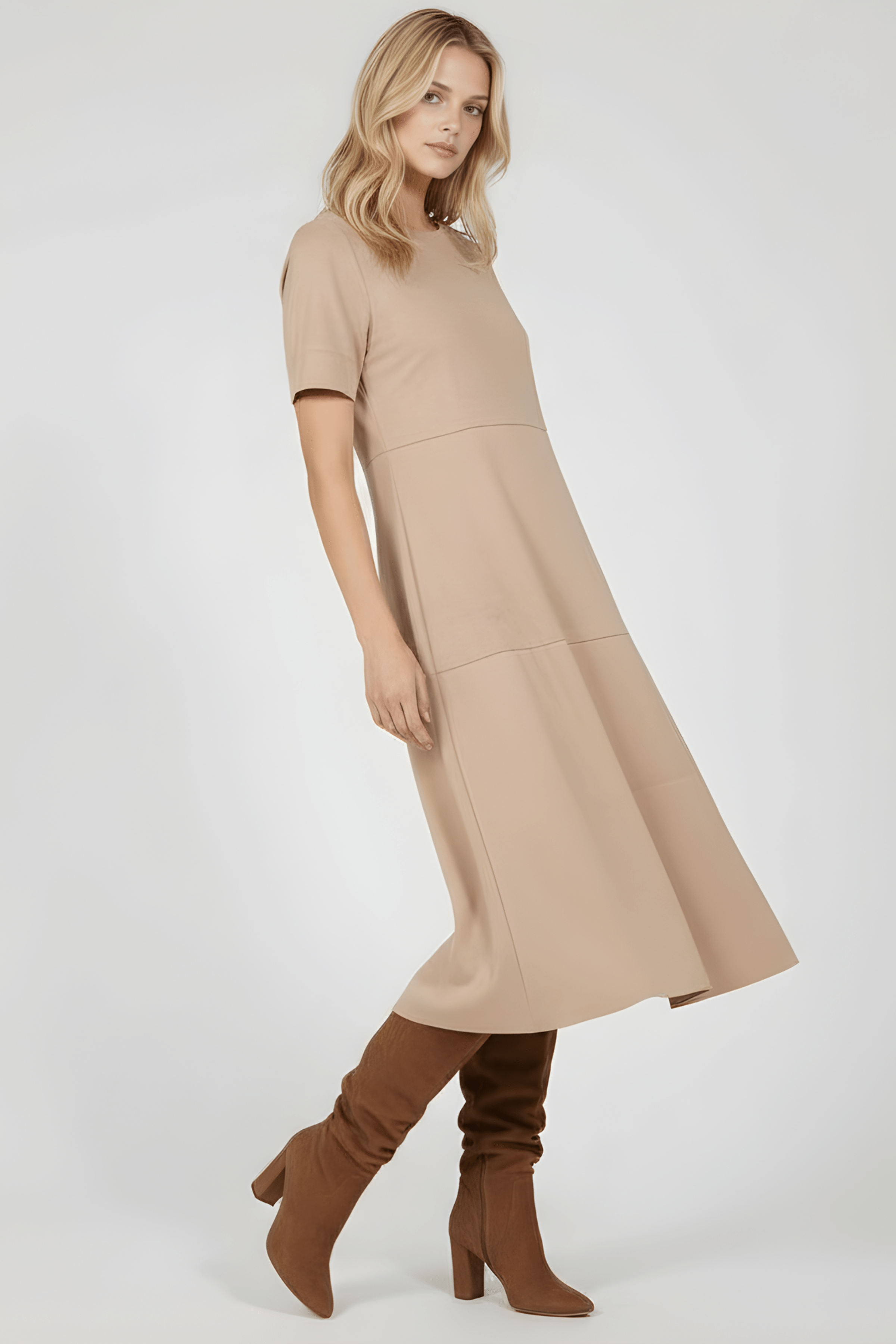 Vestido beige largo antelina acampanado Lolitas&L - lolitasyl.com