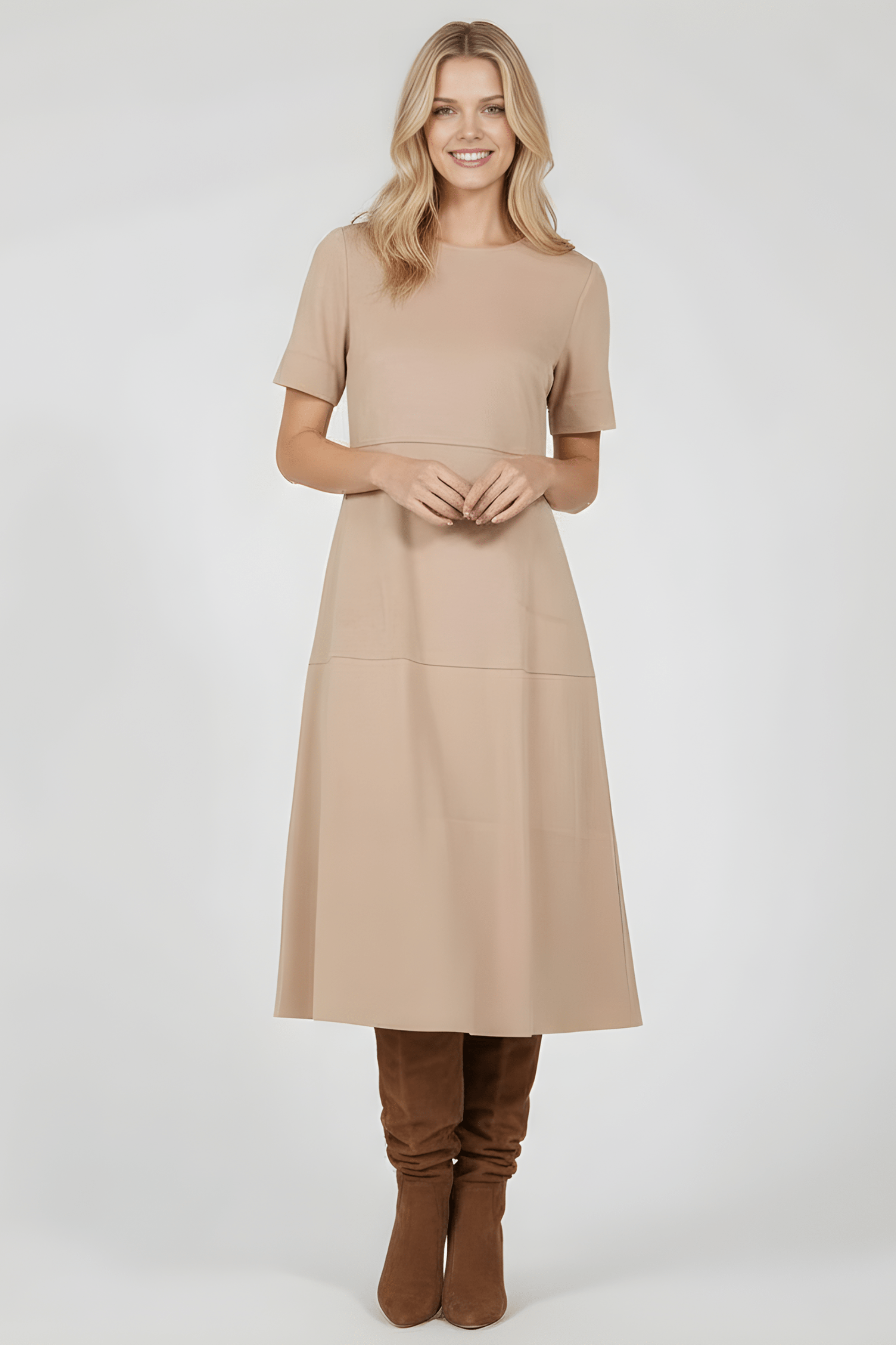 Vestido beige largo antelina acampanado Lolitas&L - lolitasyl.com