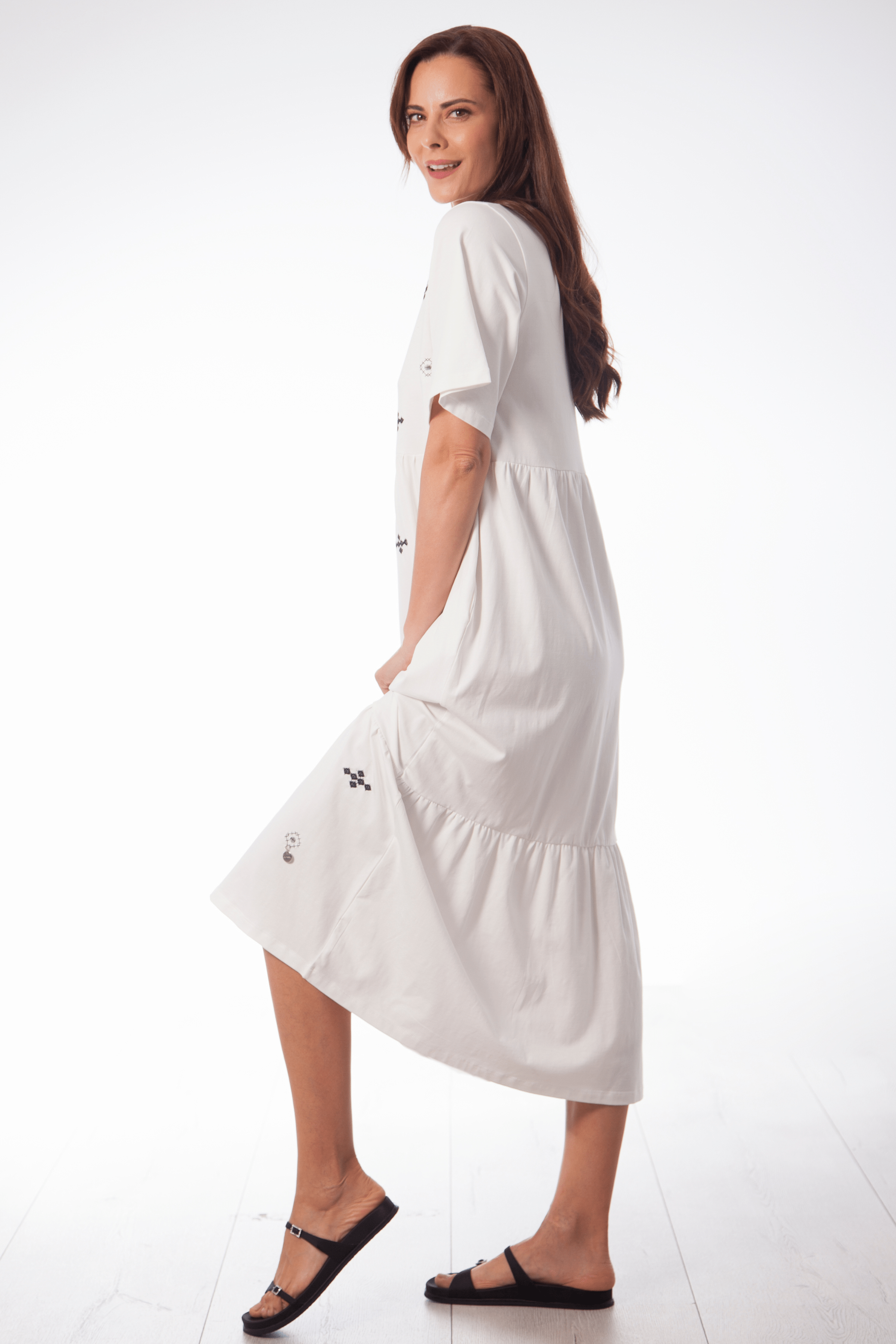 Vestido blanco largo con bordado cruz Lolitas&L - lolitasyl.com