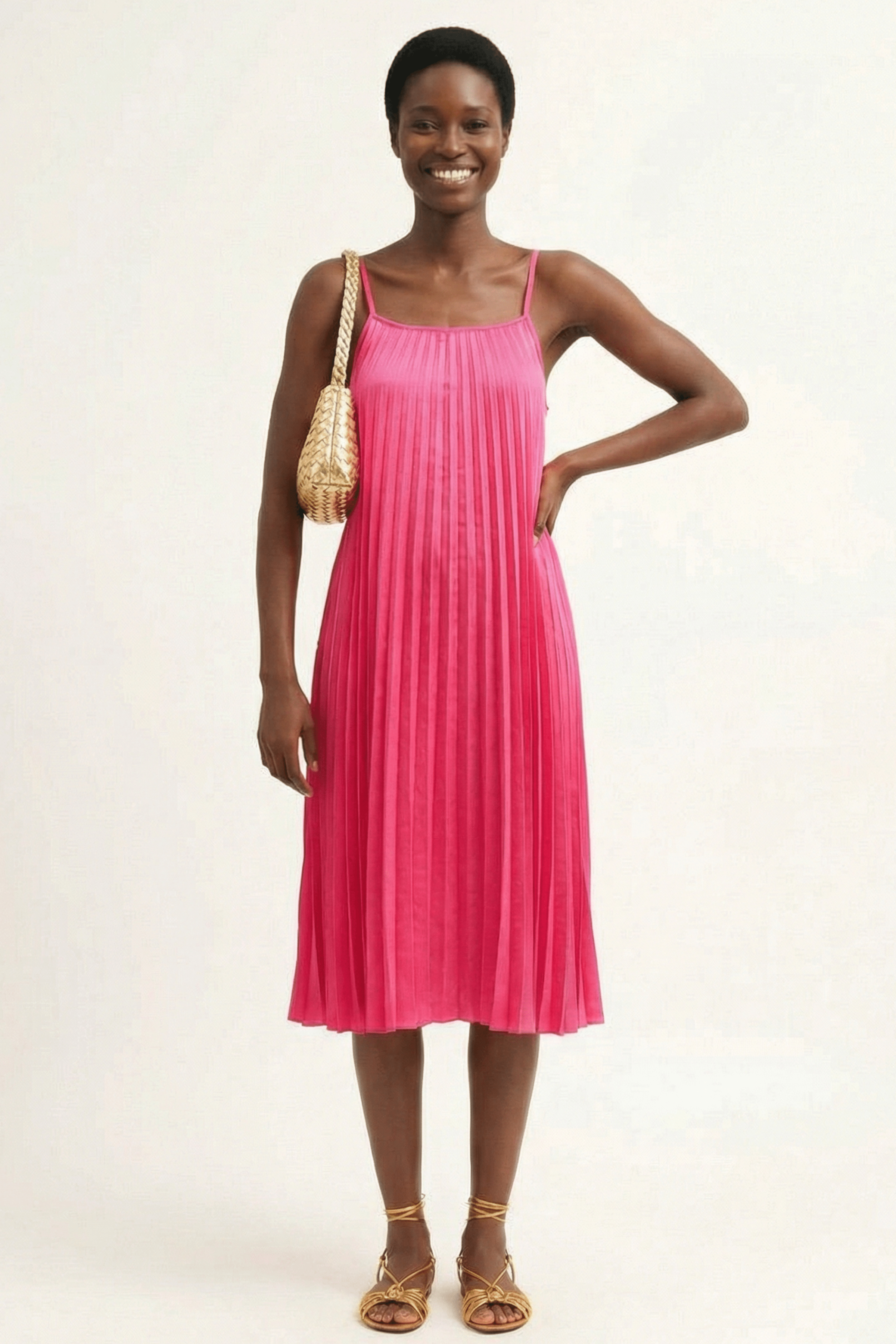 Vestido fucsia corto de tirantes plisado Lolitas&L - lolitasyl.com