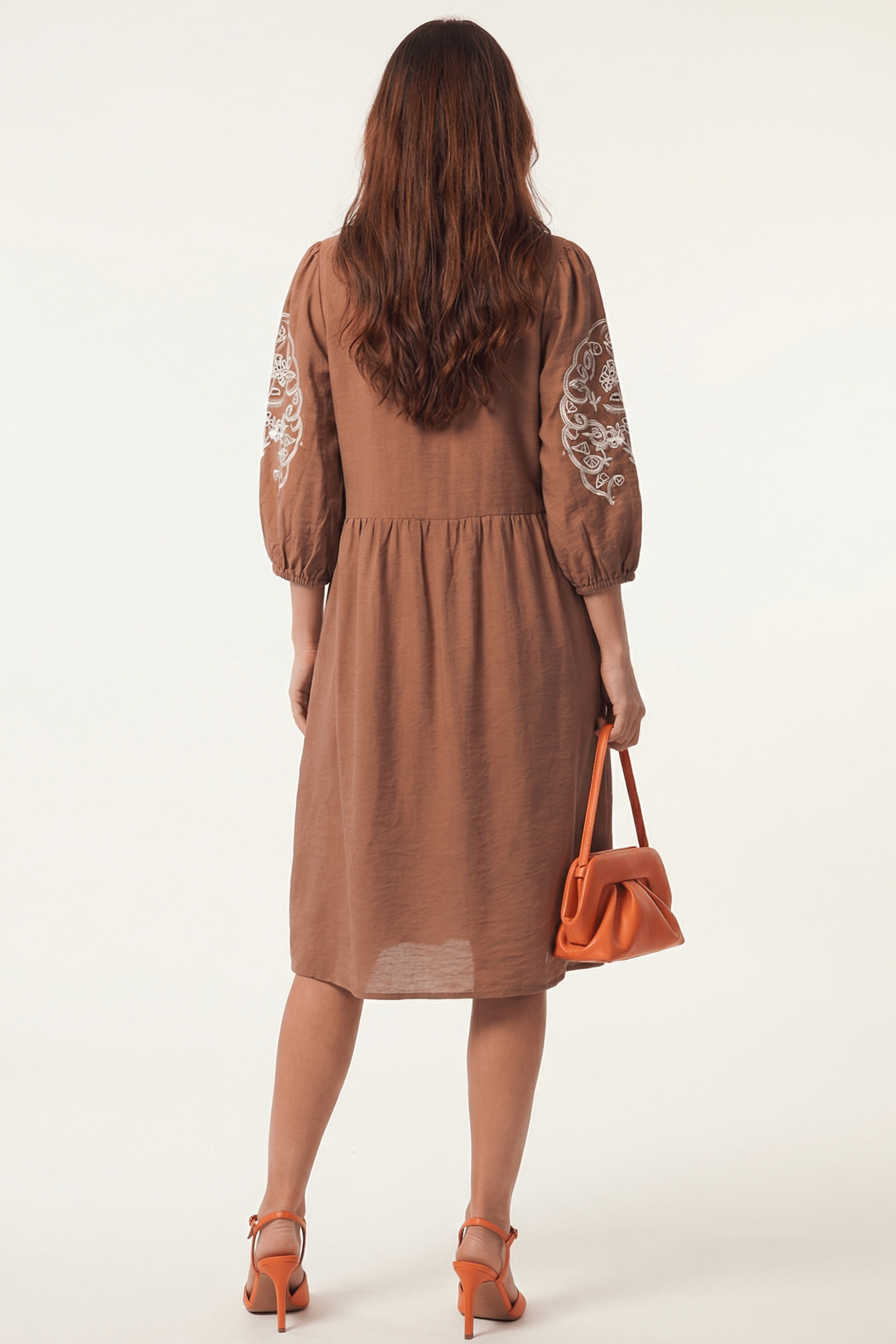 Vestido marron chocolate con bordado mangas Lolitas&L - lolitasyl.com