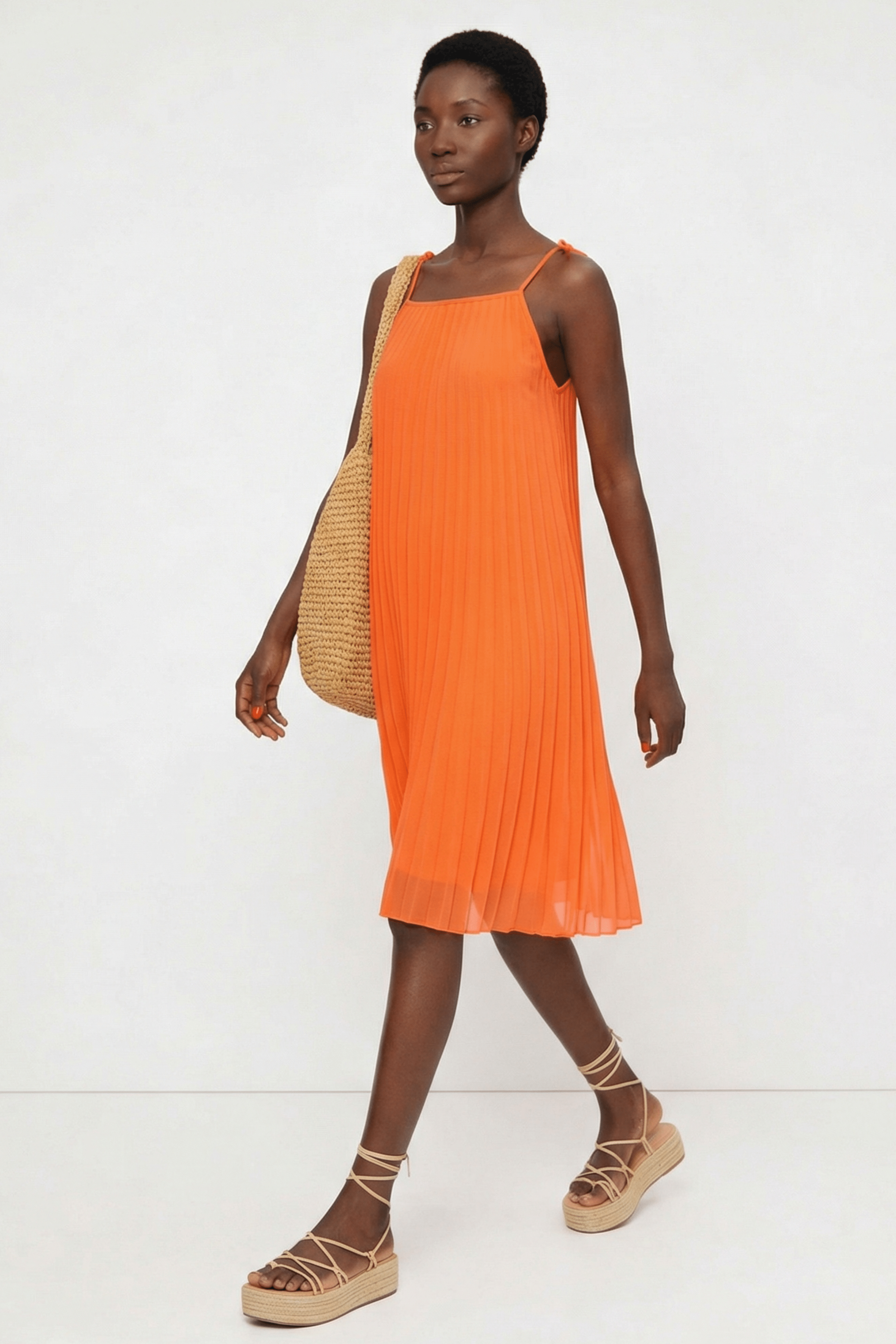 Vestido naranja plisado de tirantes LolitasyL - lolitasyl.com