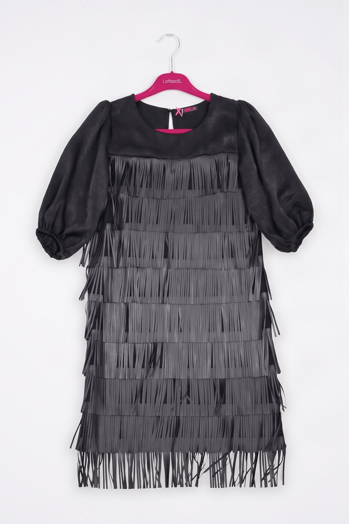 Vestido Negro de Polipiel con Flecos y Mangas Abullonadas Preloved - lolitasyl.com