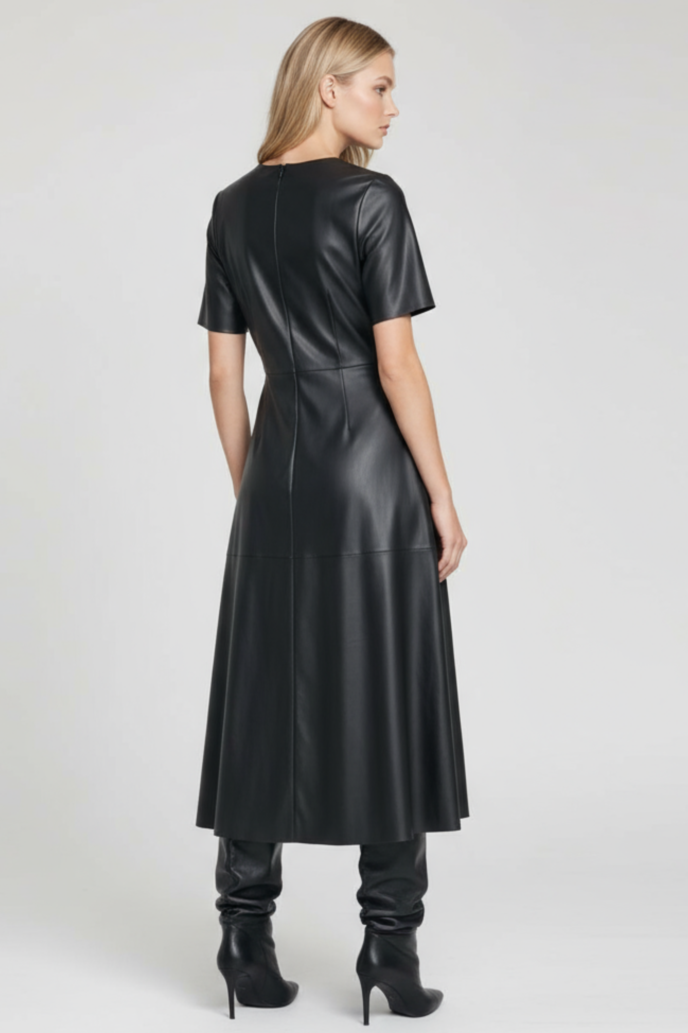 Vestido negro largo polipiel acampanado Lolitas&L