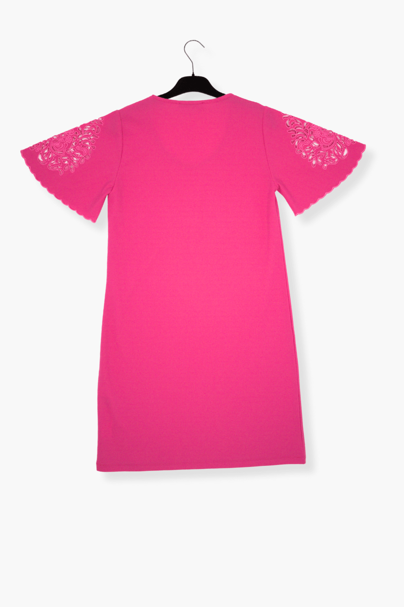 Vestido Preloved Fucsia corto con bordado en manga al codo Lolitas&L - lolitasyl.com