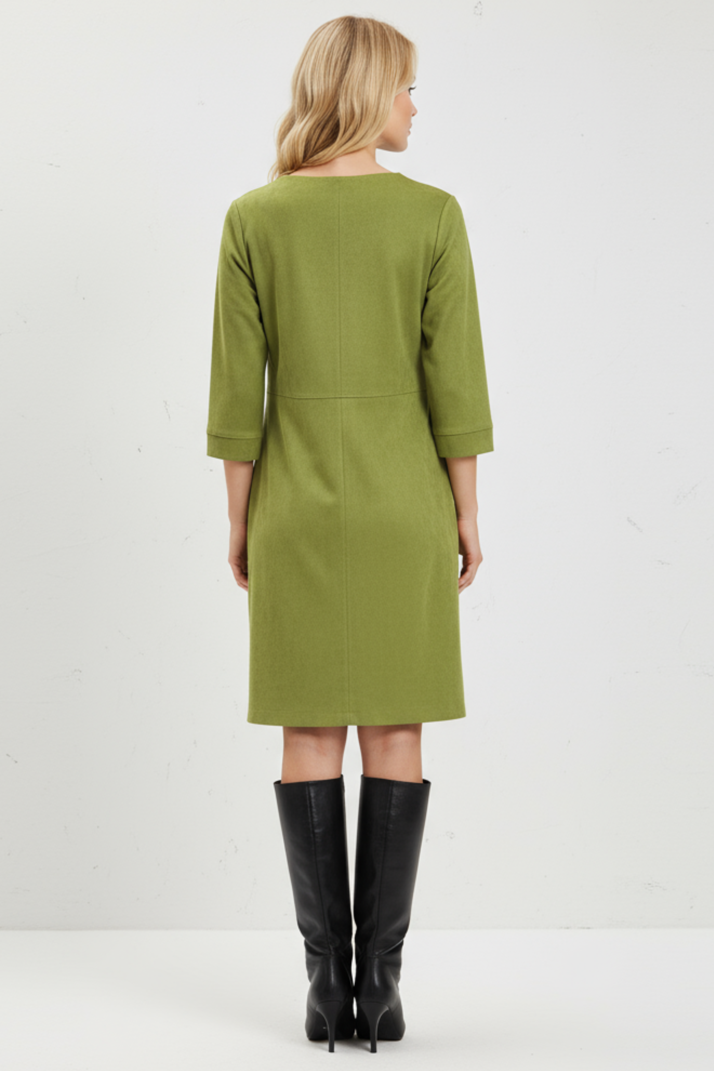 Vestido verde antelina escote en uve Lolitas&L