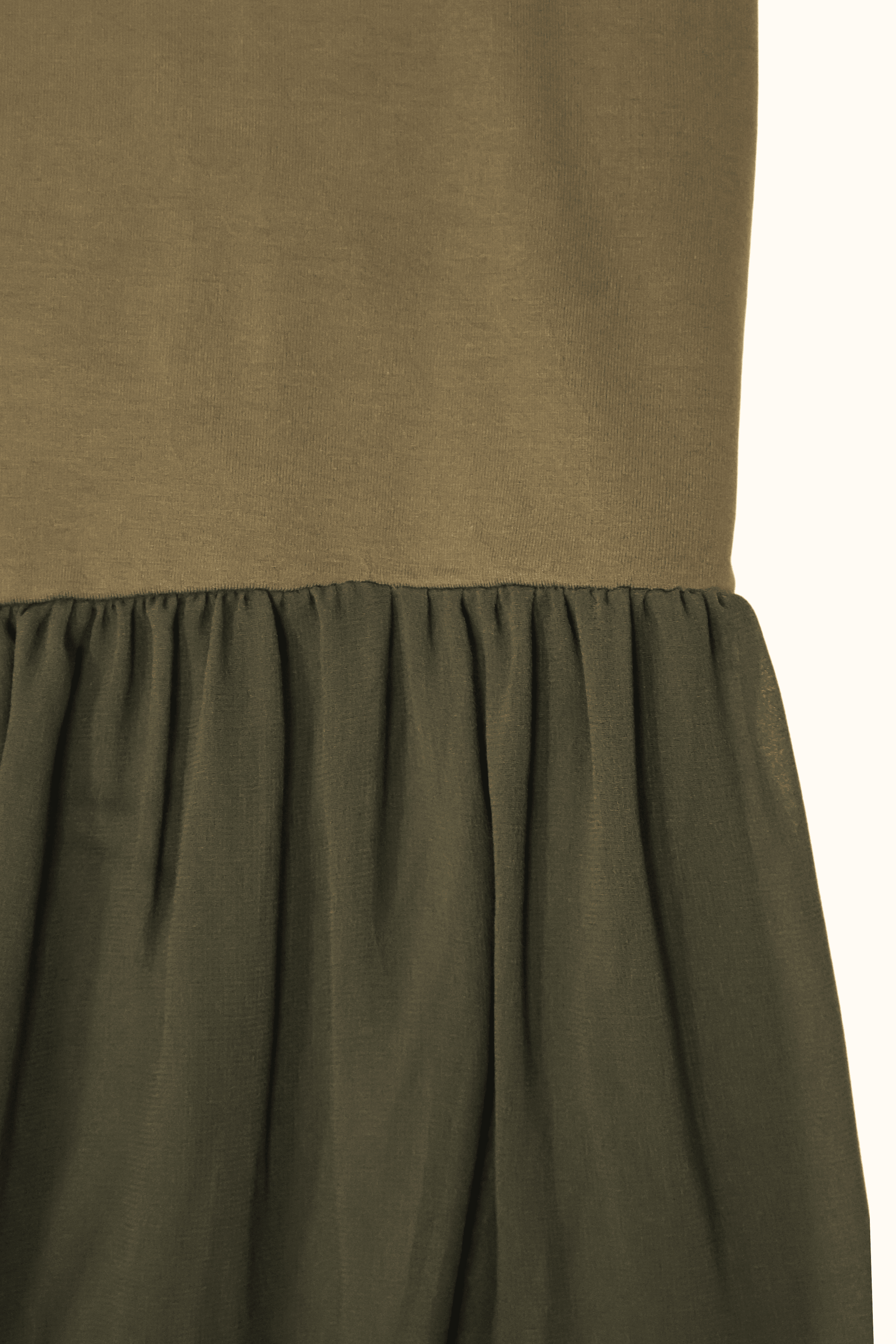 Vestido verde militar de tirantes con gasa Lolitas&L - lolitasyl.com