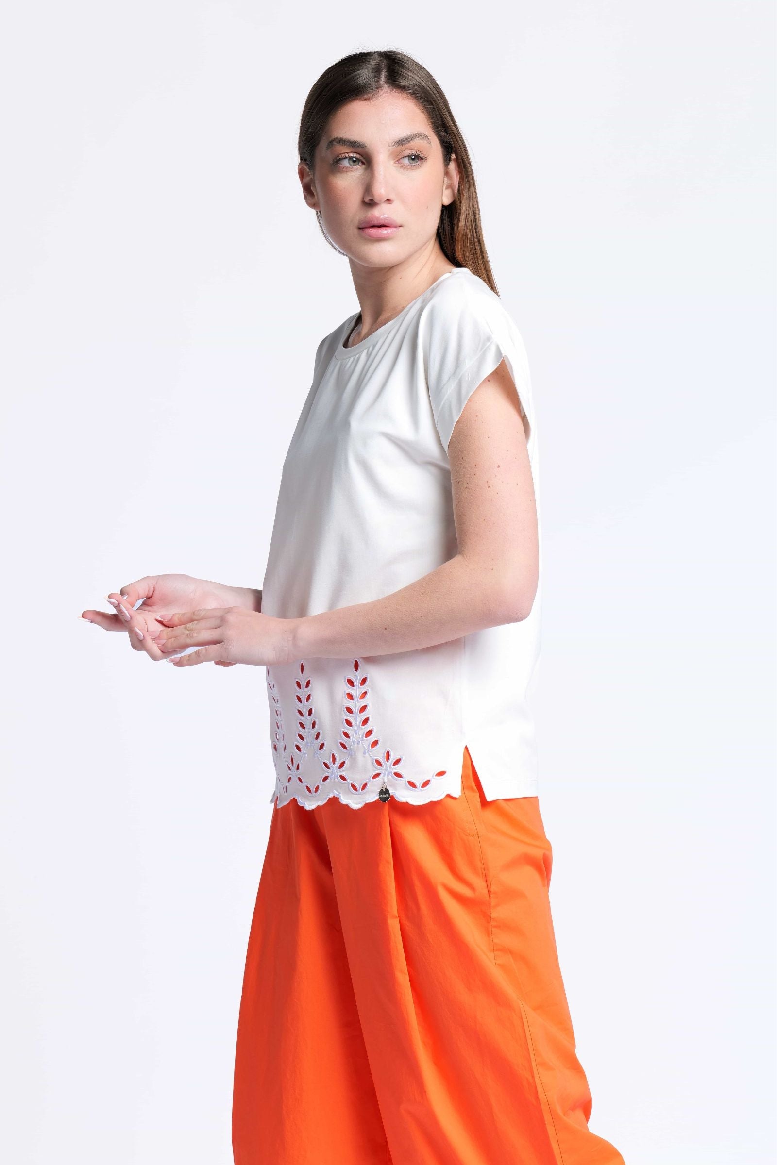 Camiseta blanca algodon contorno bordado calado Lolitas&L - lolitasyl.com