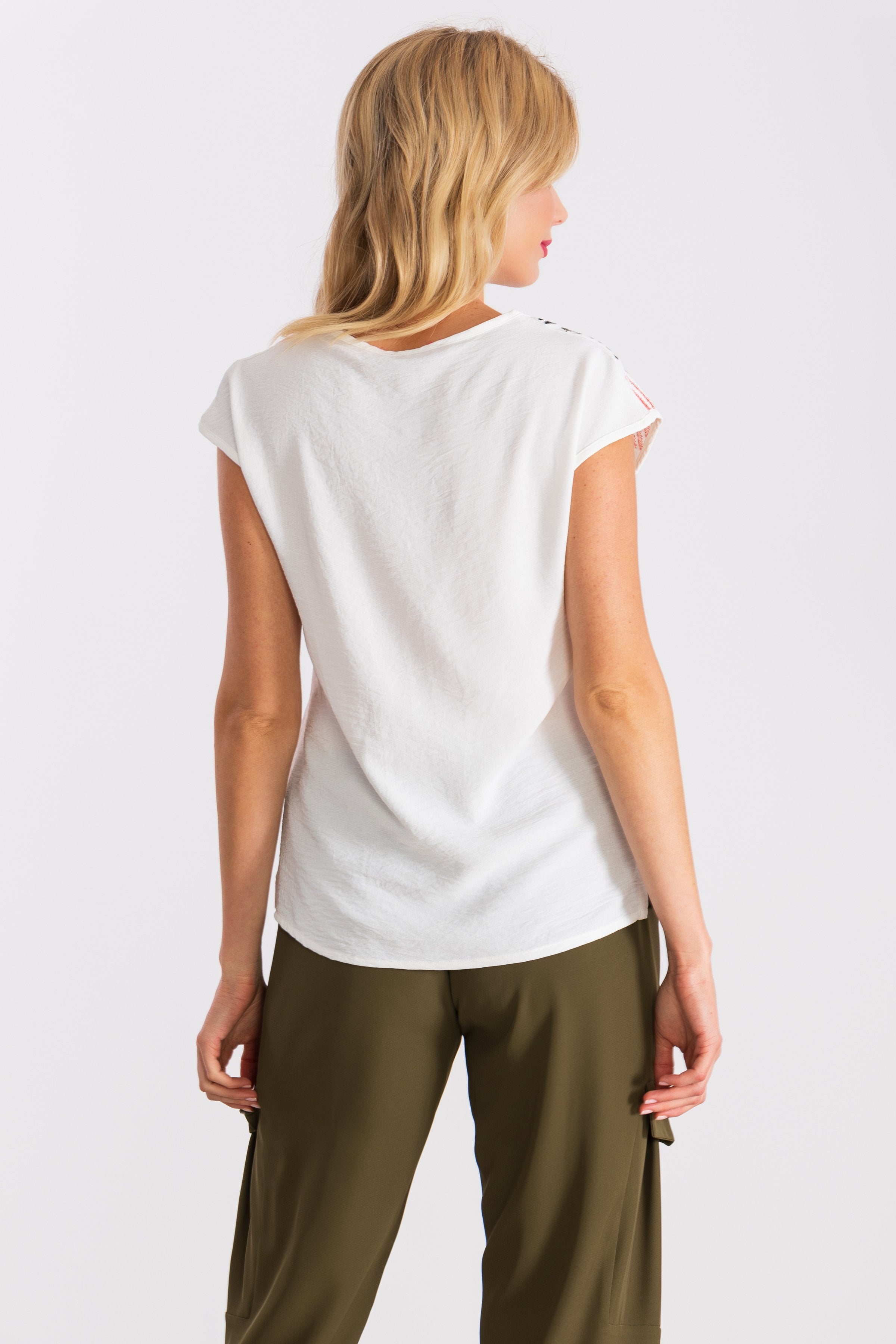 Camiseta blanca bordado plantas LolitasyL - lolitasyl.com