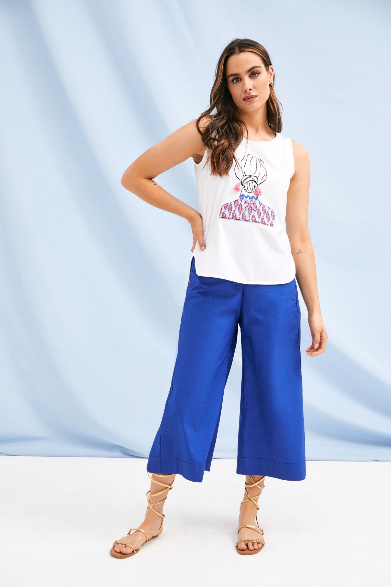 Camiseta blanca tirantes con estampado moño Lolitas&L - lolitasyl.com
