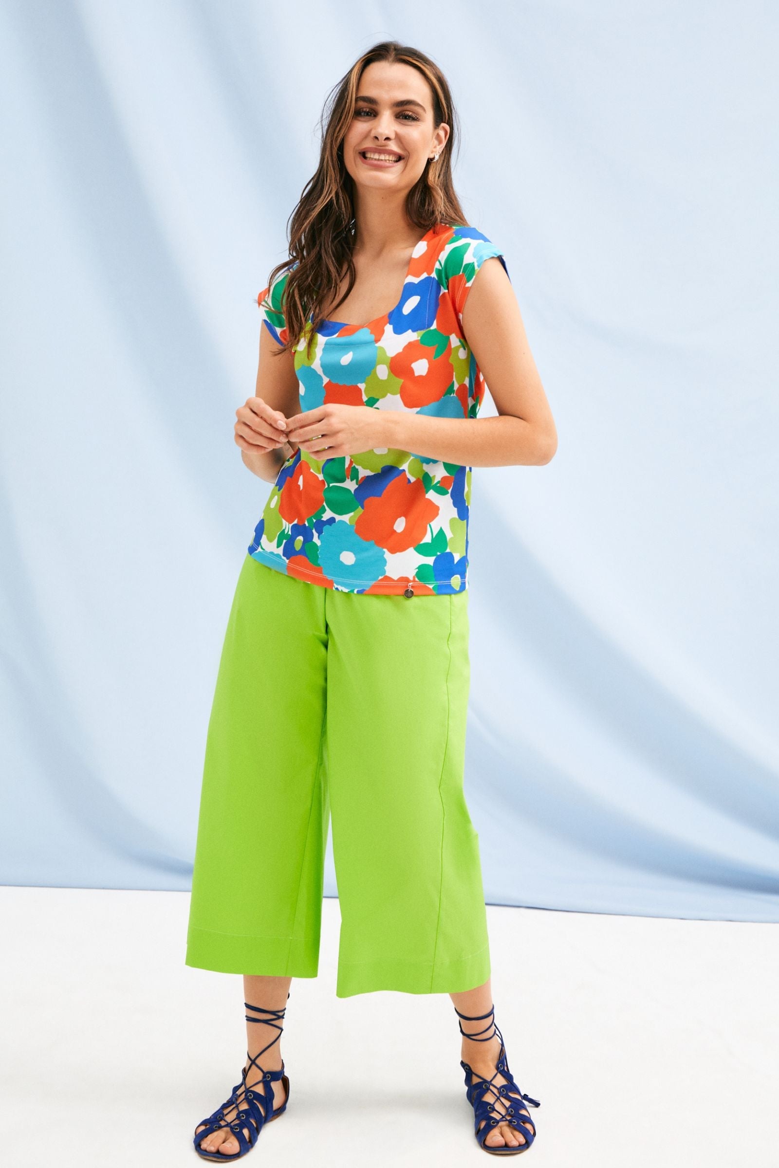 Camiseta estampado garden escote cuadrado Lolitas&L - lolitasyl.com