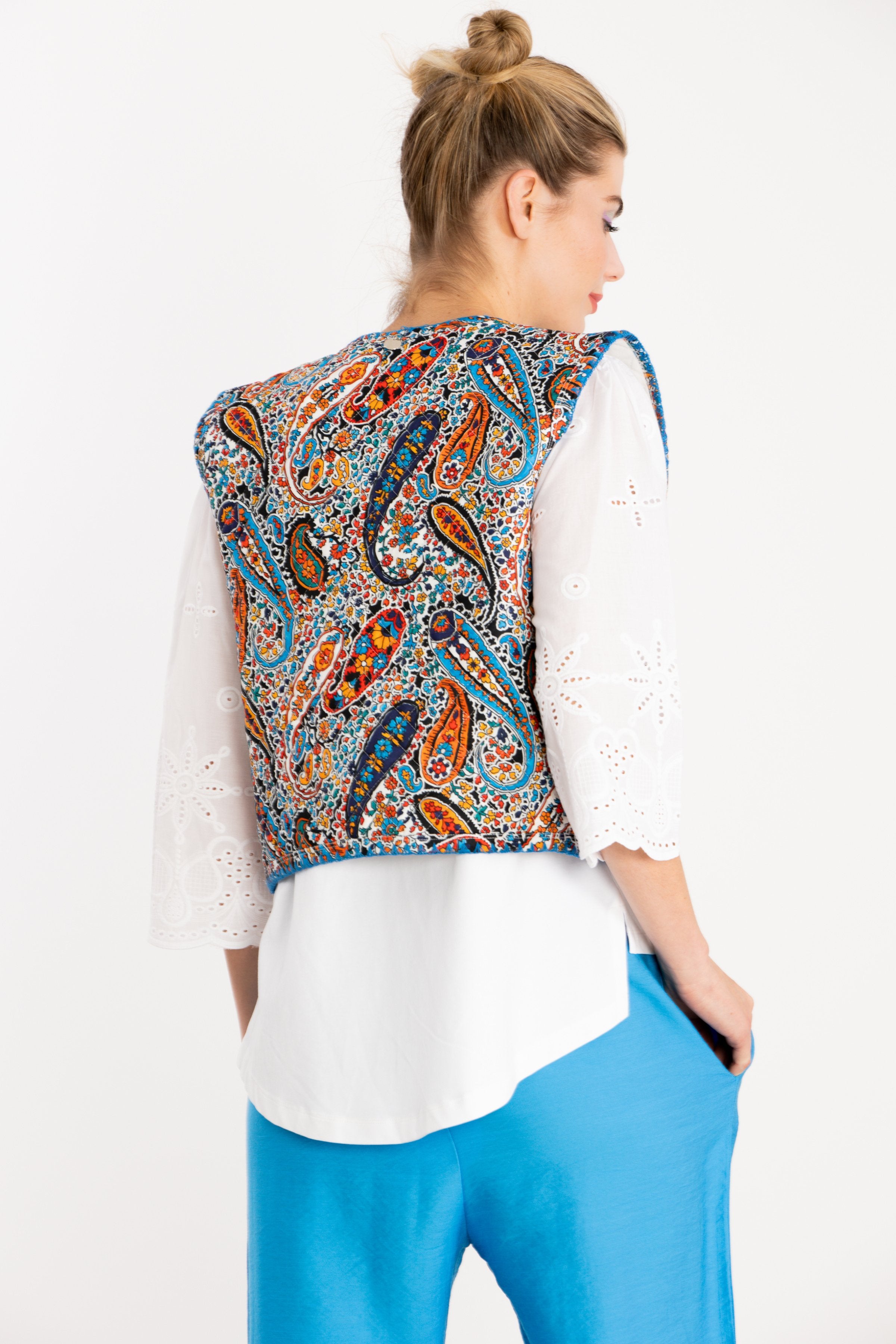 Chaleco estampado paisley con bordado LolitasyL - lolitasyl.com