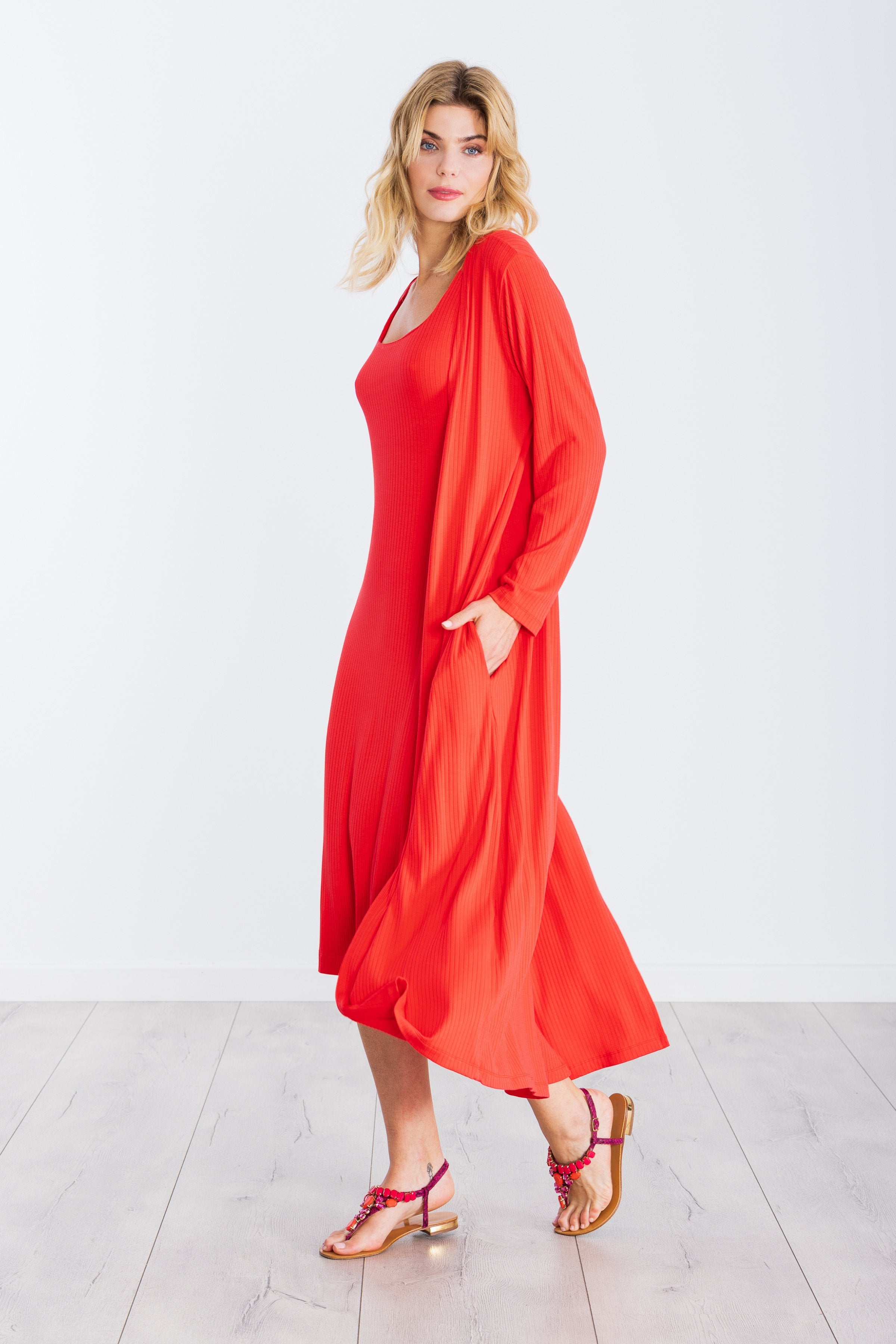 Chaqueta coral larga guardapolvos de punto rayado LolitasyL - lolitasyl.com