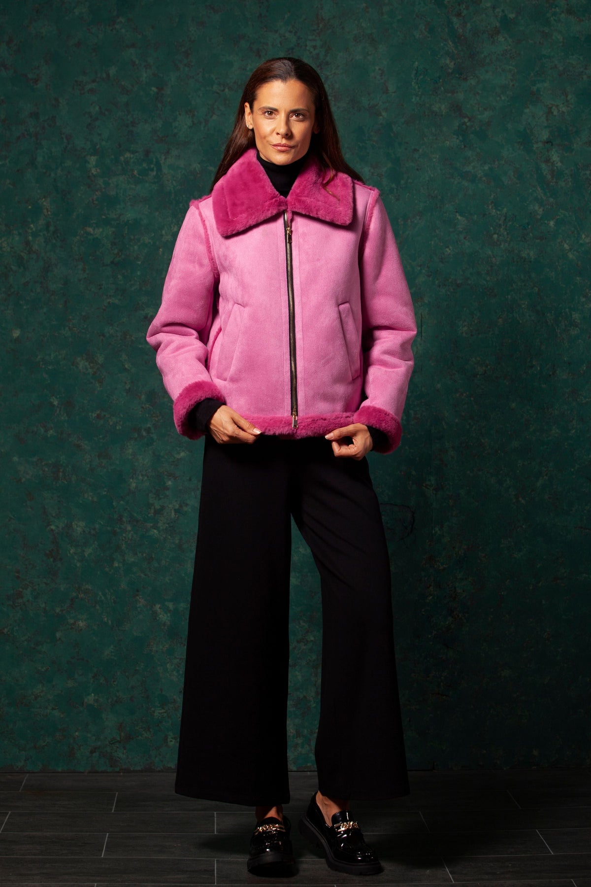 Chaqueta rosa piel vuelta con cremallera LolitayL - lolitasyl.com