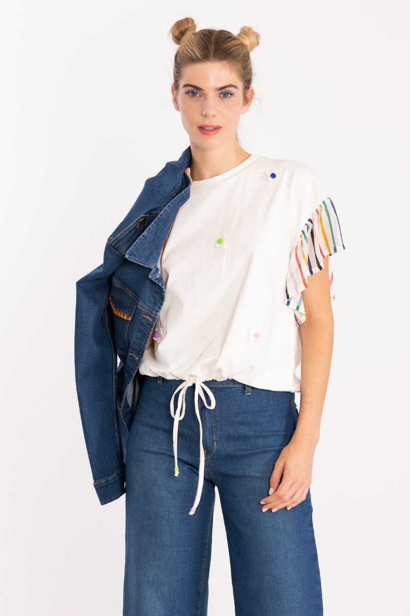 Chaqueta vaquera bordado picunela en bolsillos multicolor LolitasyL - lolitasyl.com