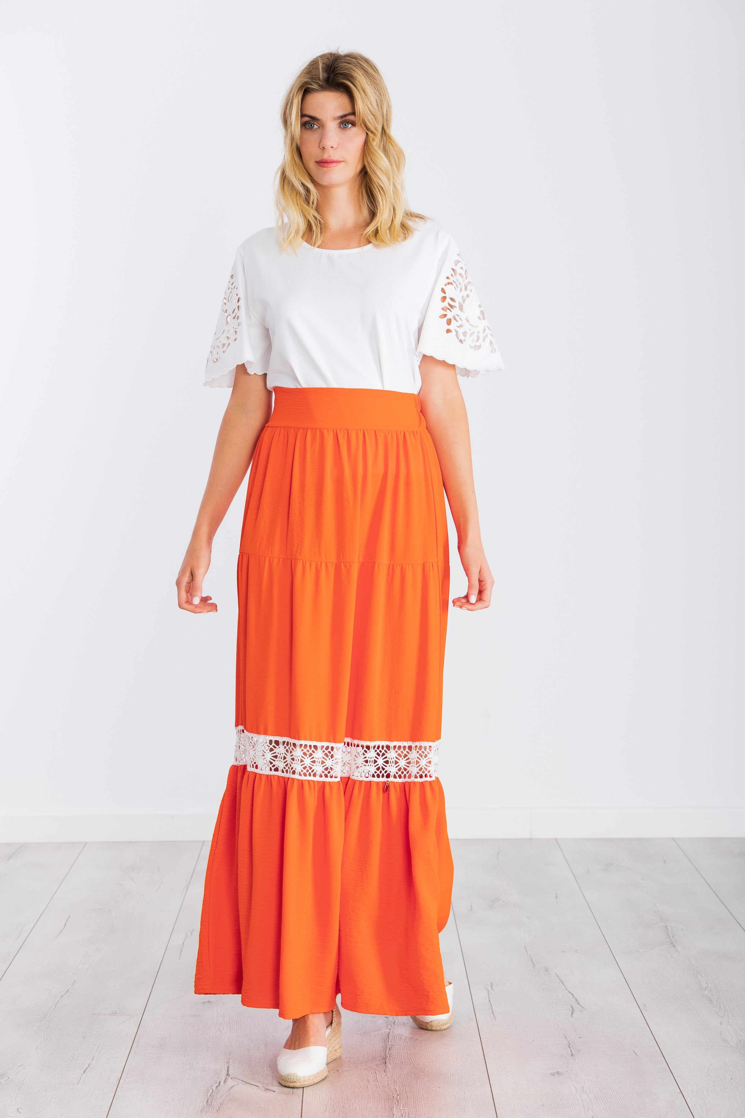 Falda larga naranja cortes con puntilla blanca LolitasyL - lolitasyl.com