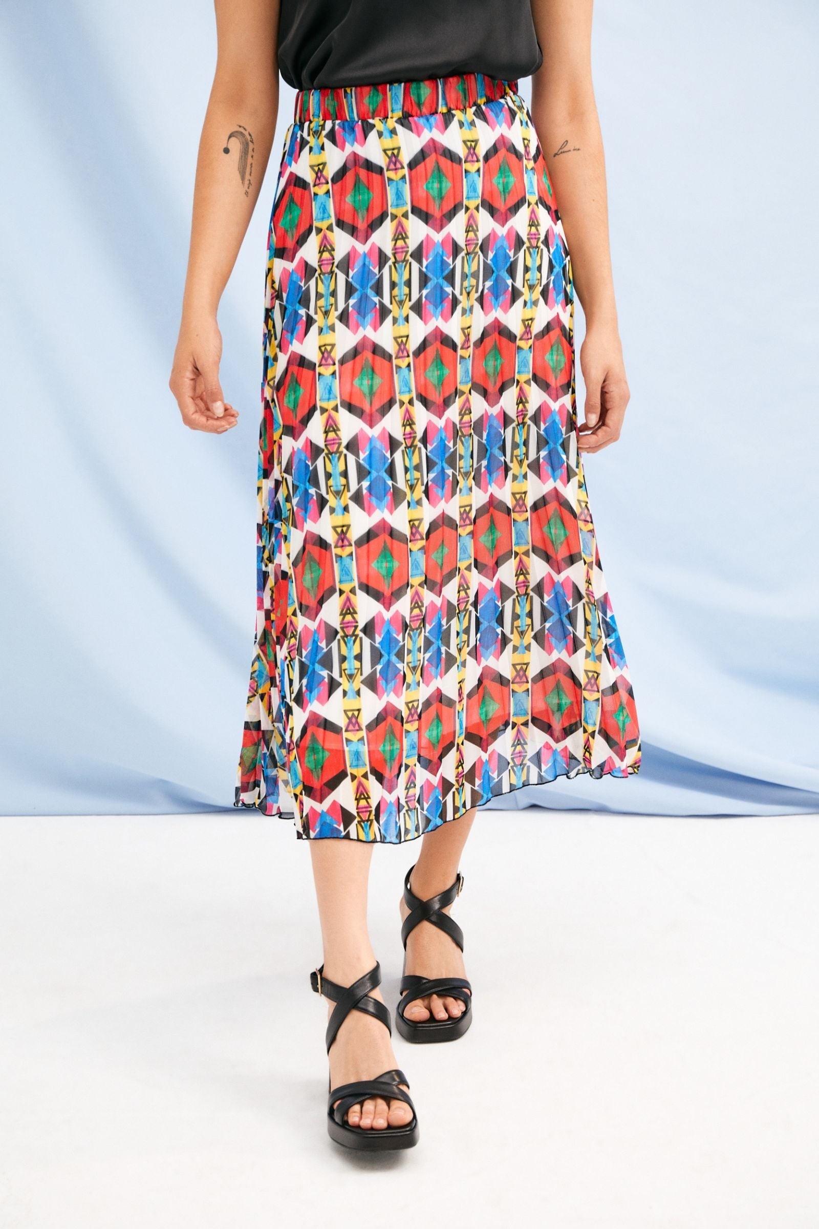 Falda larga plisada con estampado etnico Lolitas&L - lolitasyl.com