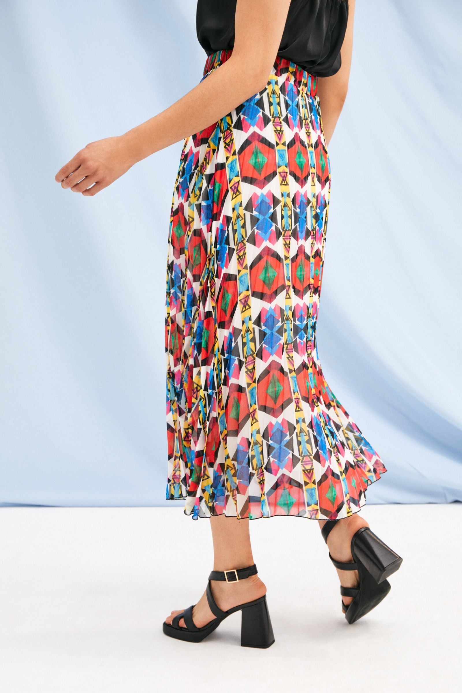 Falda larga plisada con estampado etnico Lolitas&L - lolitasyl.com