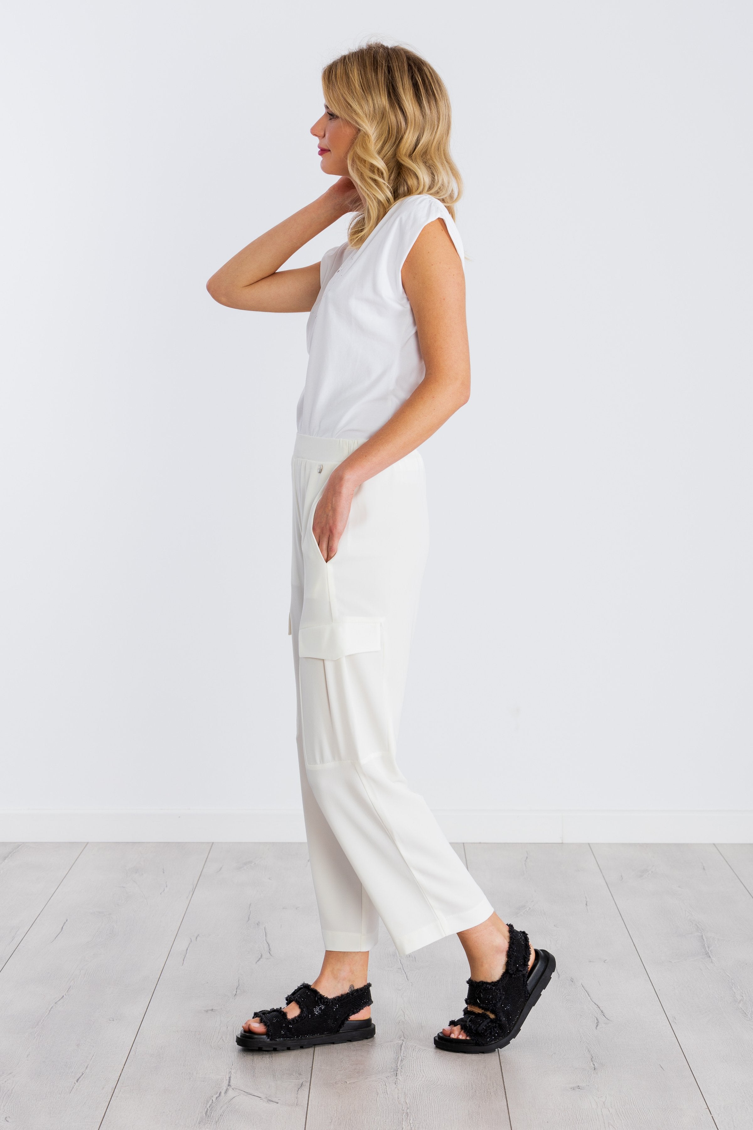 Pantalón blanco bolsillos militares con goma LolitasyL - lolitasyl.com