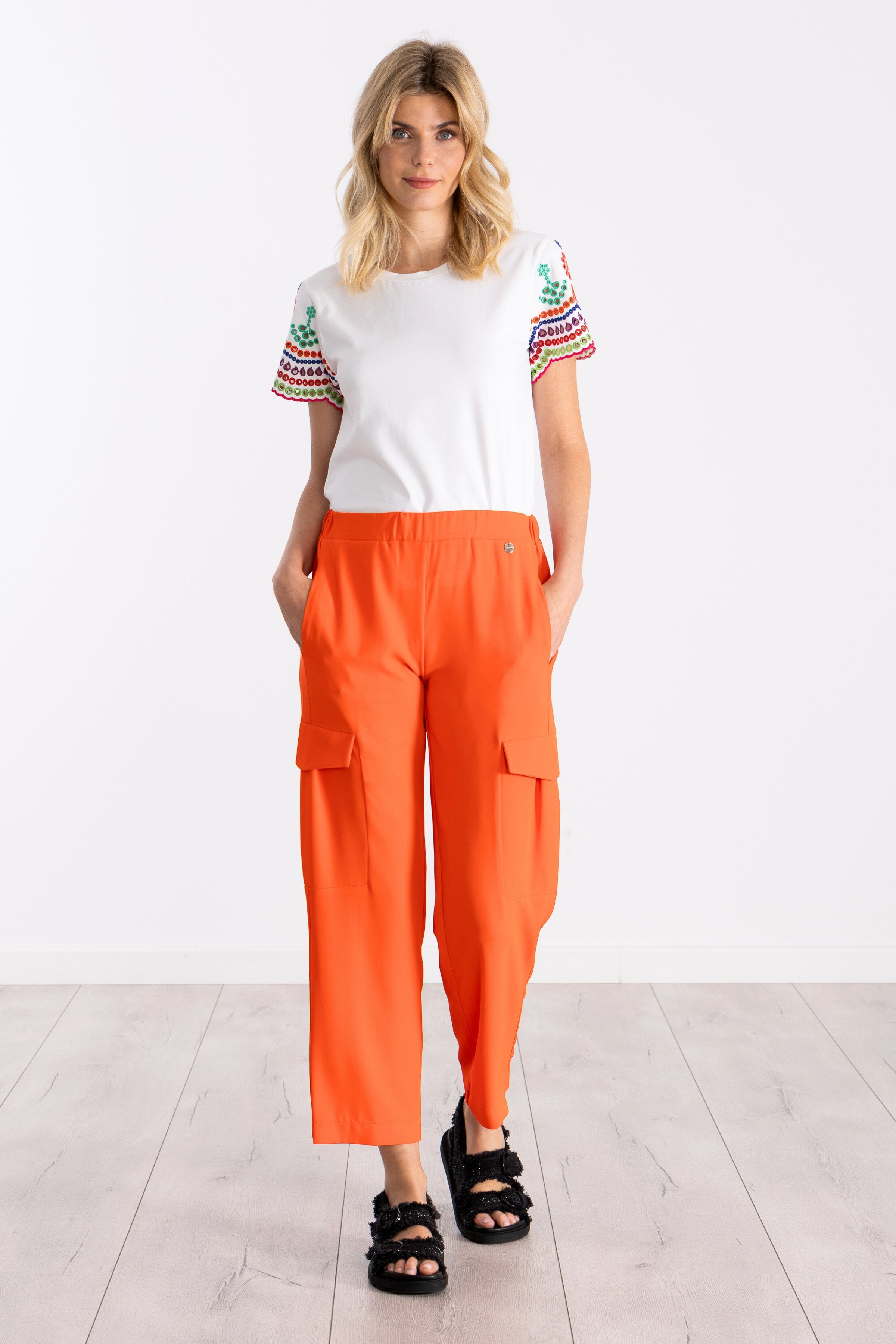 Pantalón naranja bolsillos militares con goma LolitasyL - lolitasyl.com