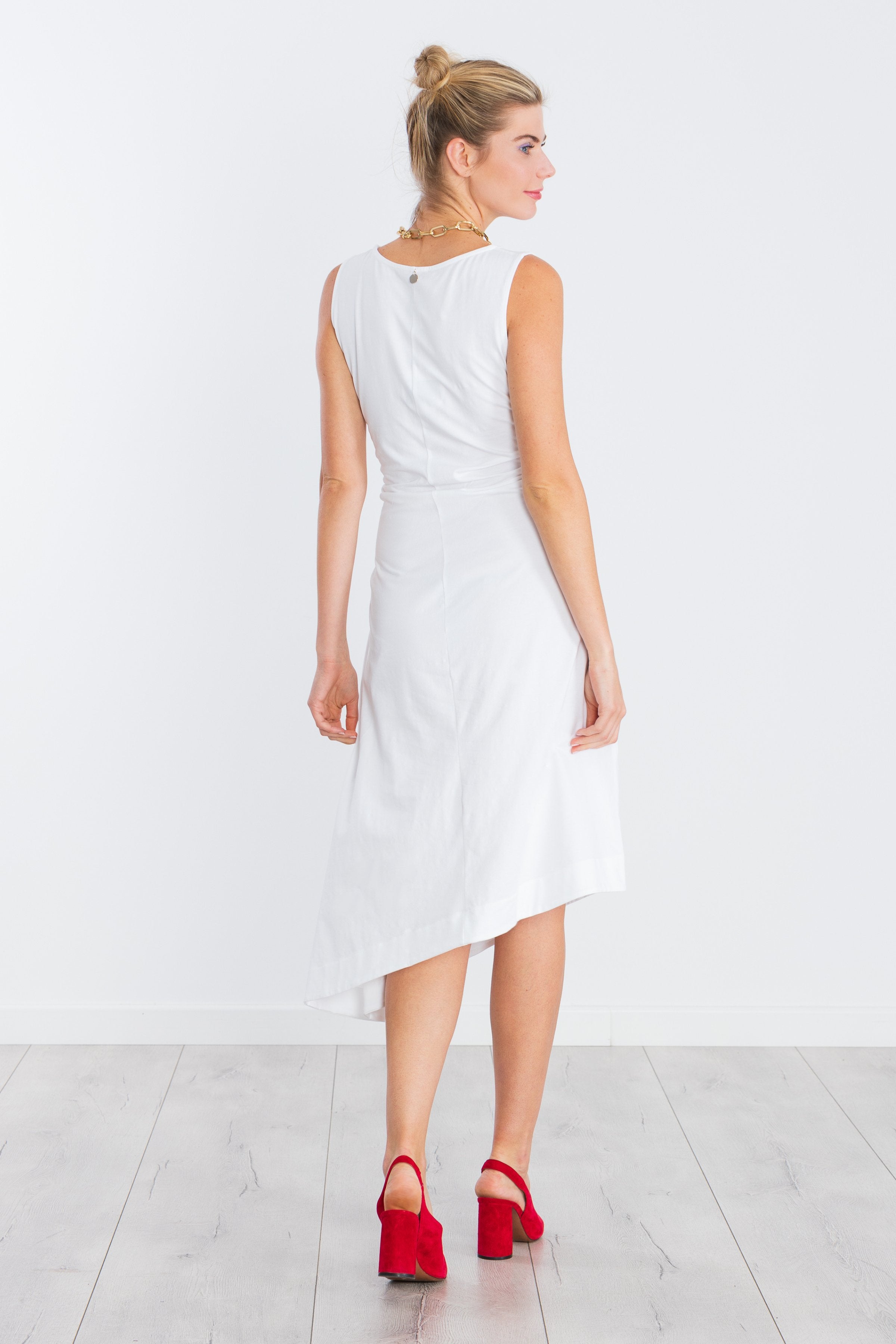 Vestido blanco asimetrico sin mangas LolitasyL - lolitasyl.com