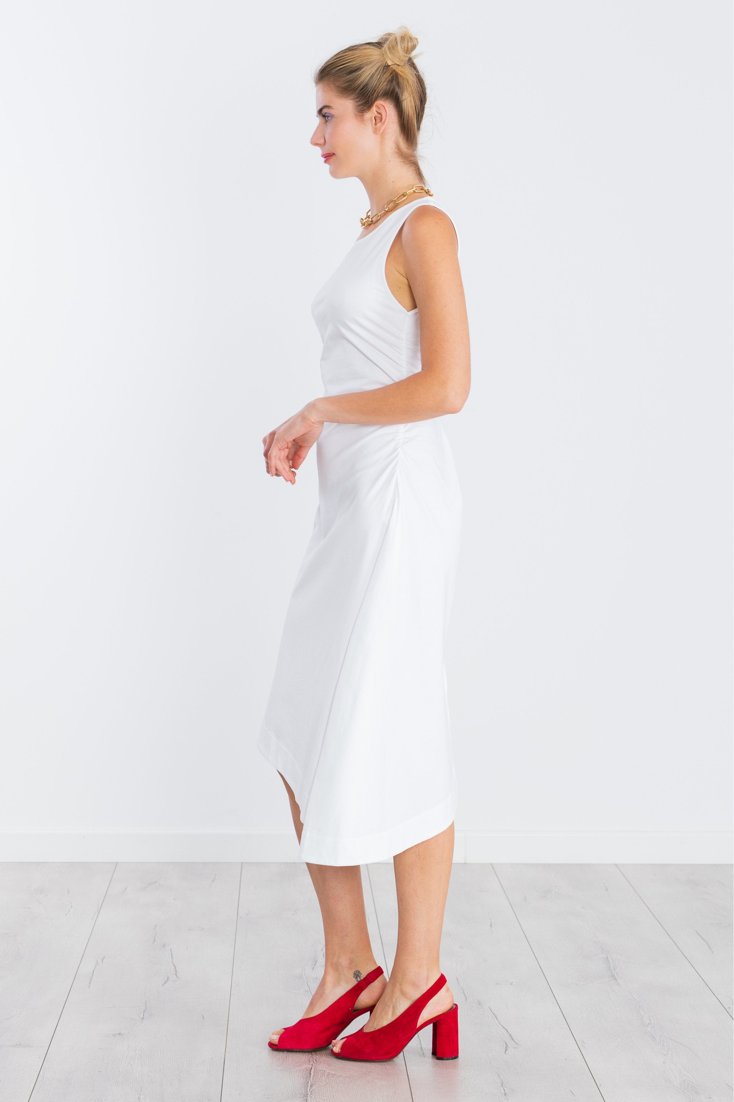 Vestido blanco asimetrico sin mangas LolitasyL - lolitasyl.com