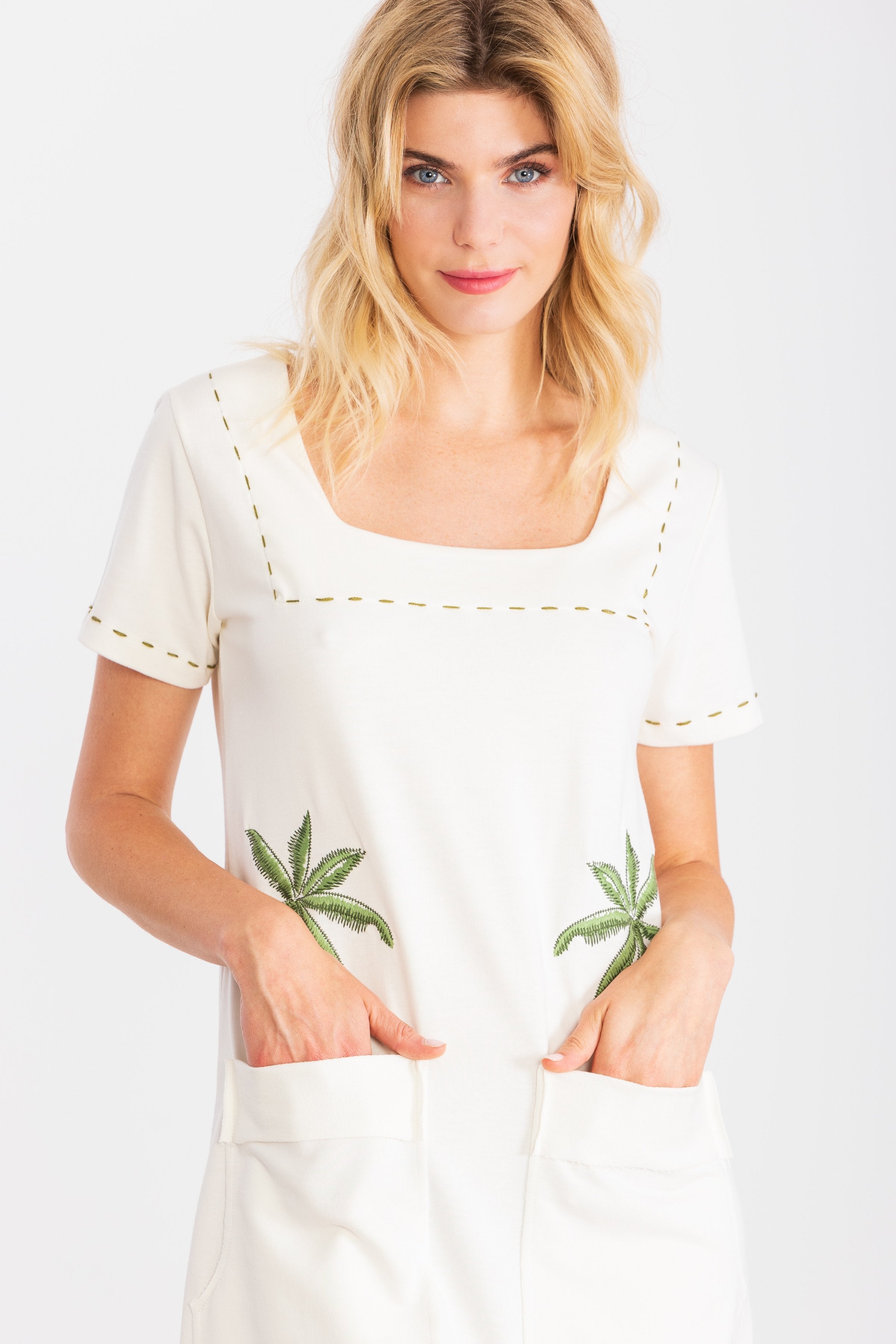 Vestido blanco corto algodon bordado palmeras LolitasyL - lolitasyl.com