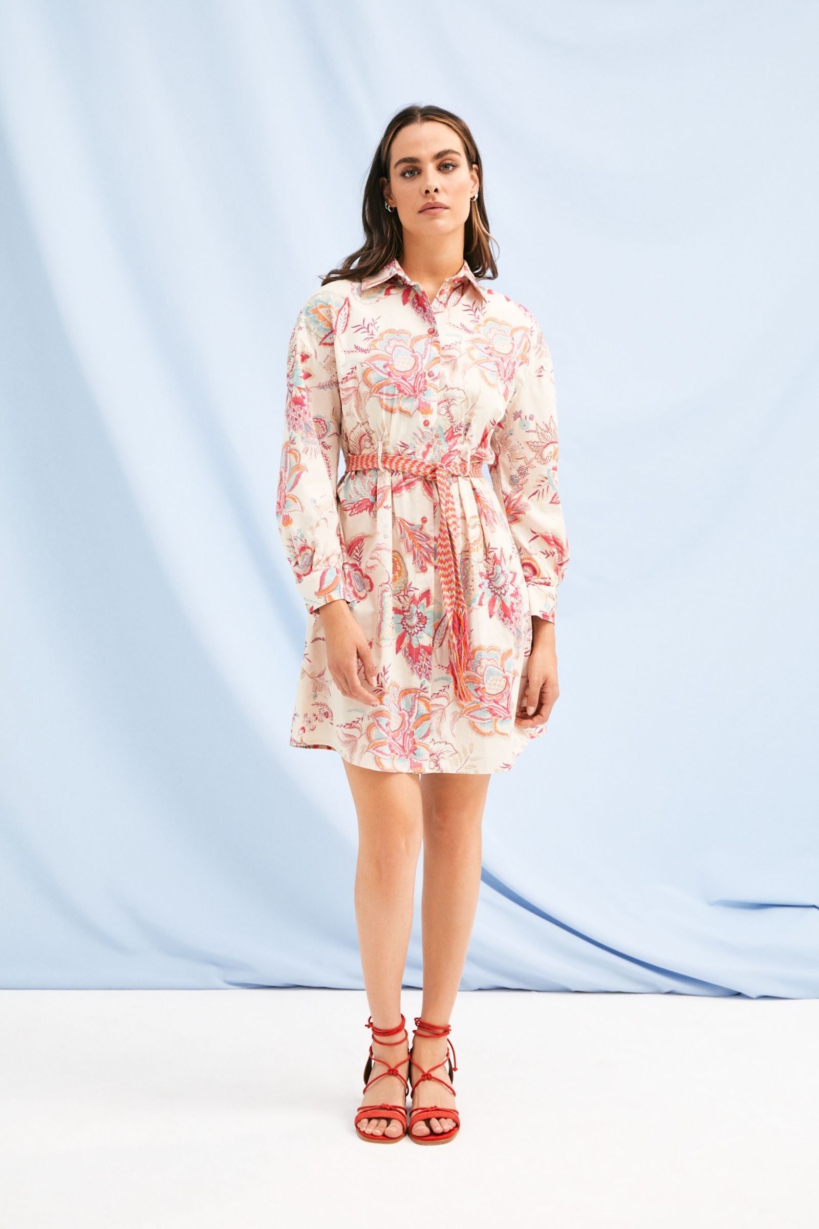 Vestido camisero crema estampado fantasia Gardenia cinturon LolitasyL - lolitasyl.com