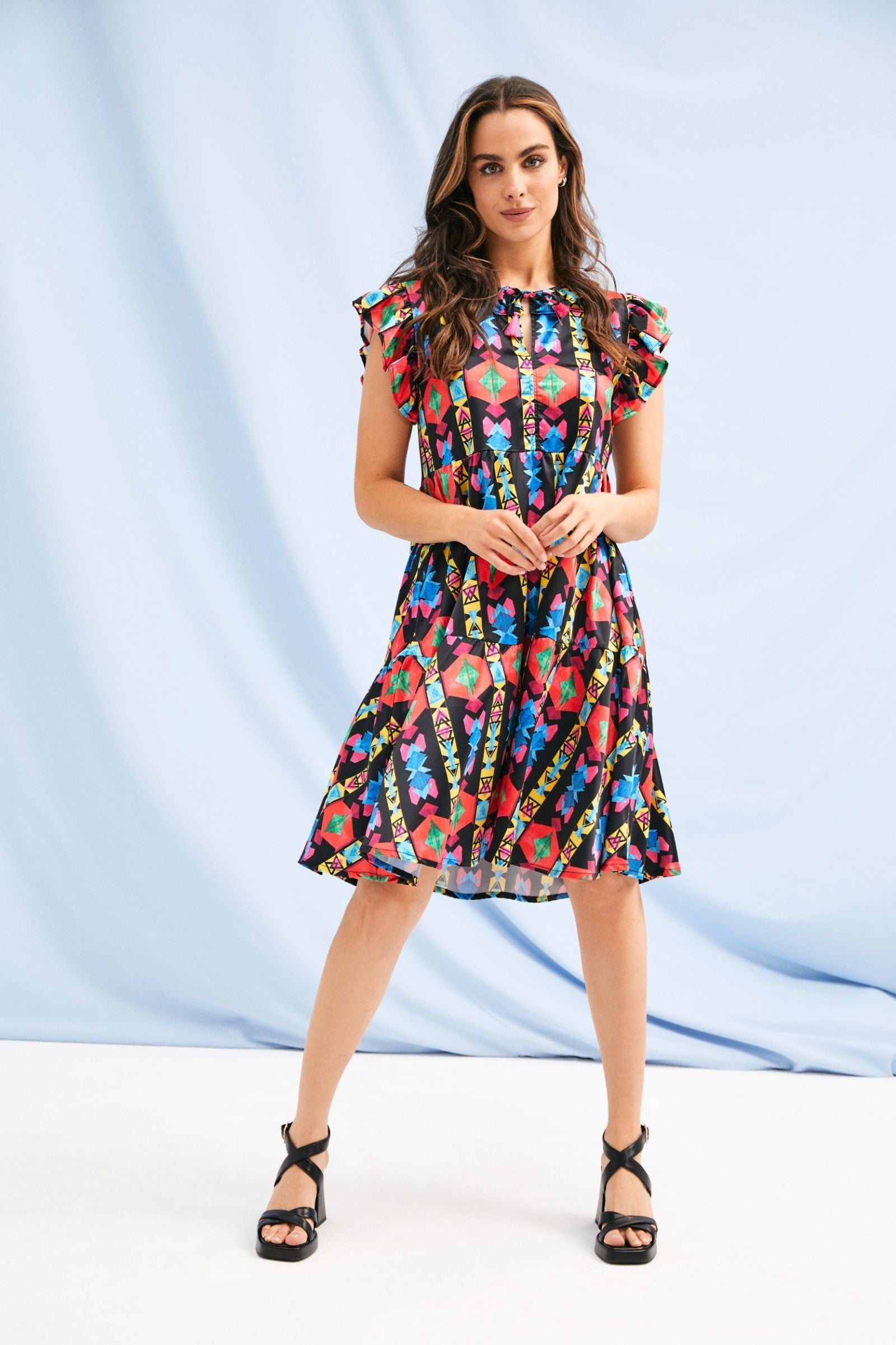 Vestido estampado etnico sisa con volantes Lolitas&L - lolitasyl.com