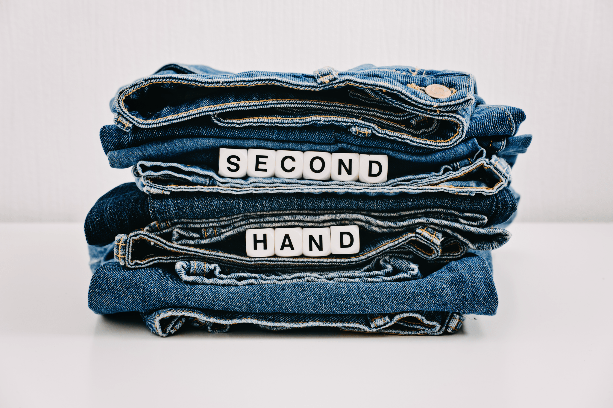 El impacto de la moda circular: Cómo la ropa de segunda mano está cambiando la industria - Lolitas&L