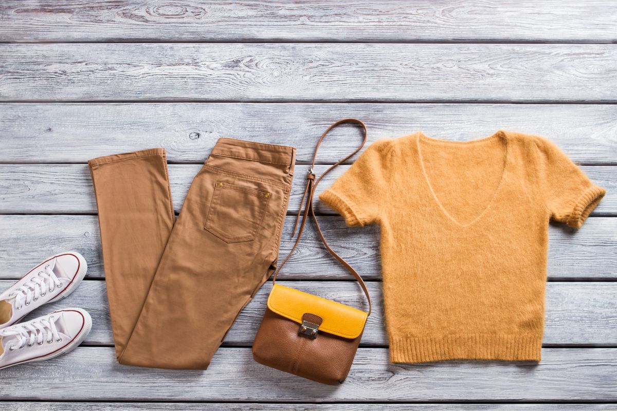 Pantalón marrón: con qué combina - Lolitas&L