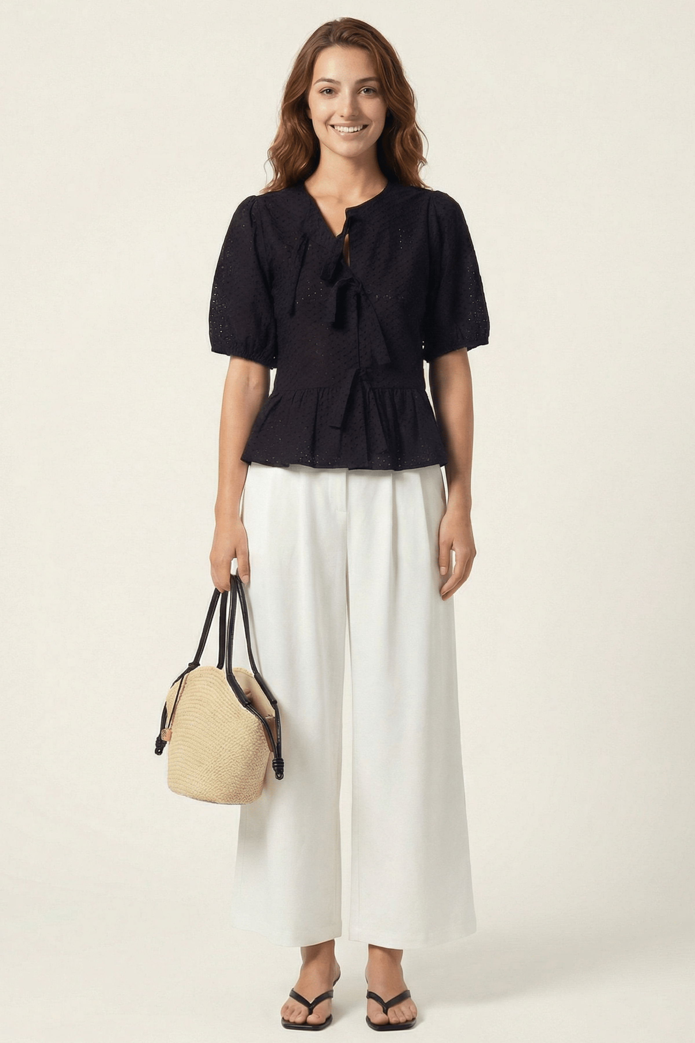 Blusa negra bordado ingles con lazos Lolitas&L - lolitasyl.com