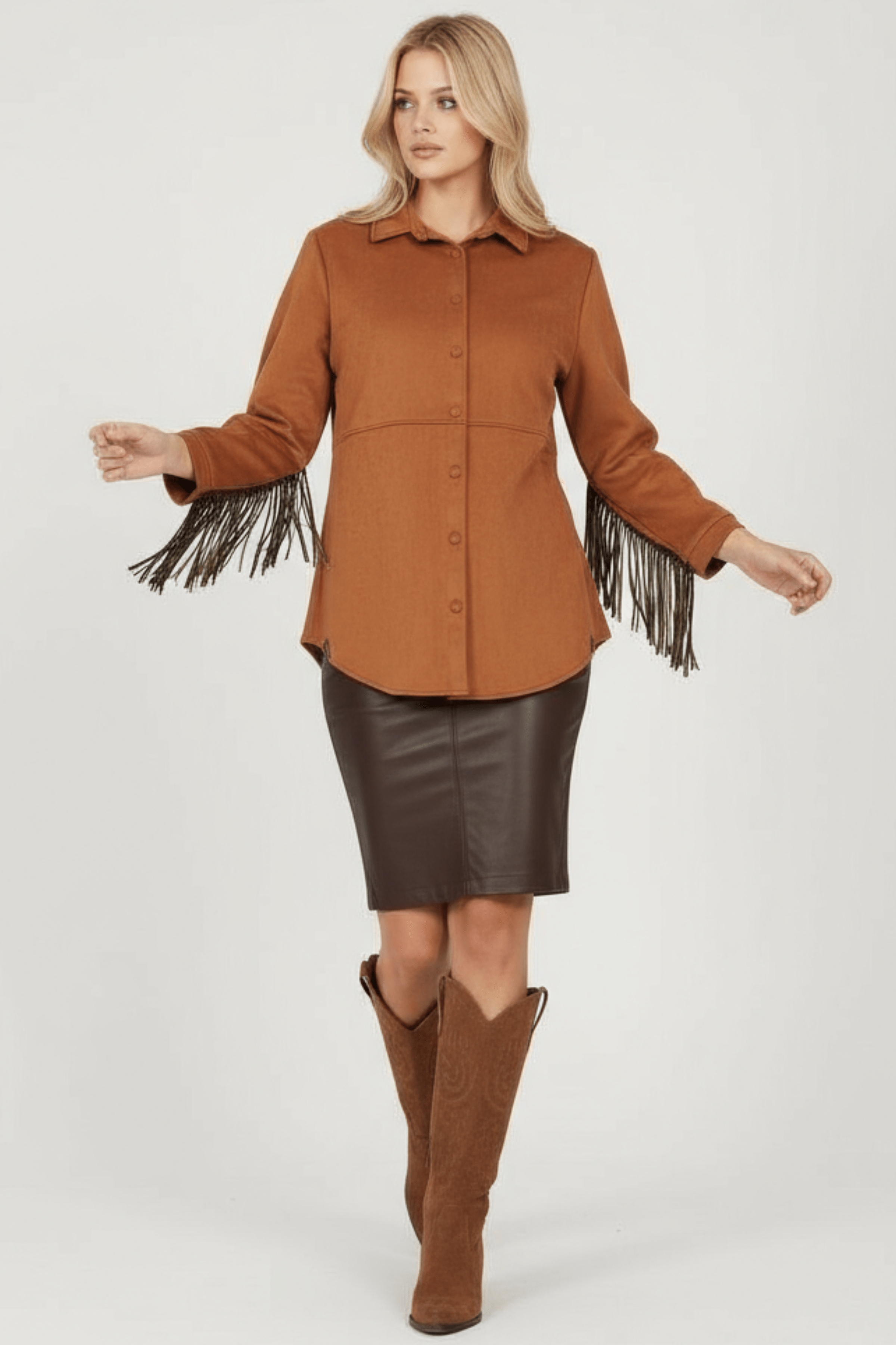 Camisa camel antelina con flecos multicolor Lolitas&L - lolitasyl.com