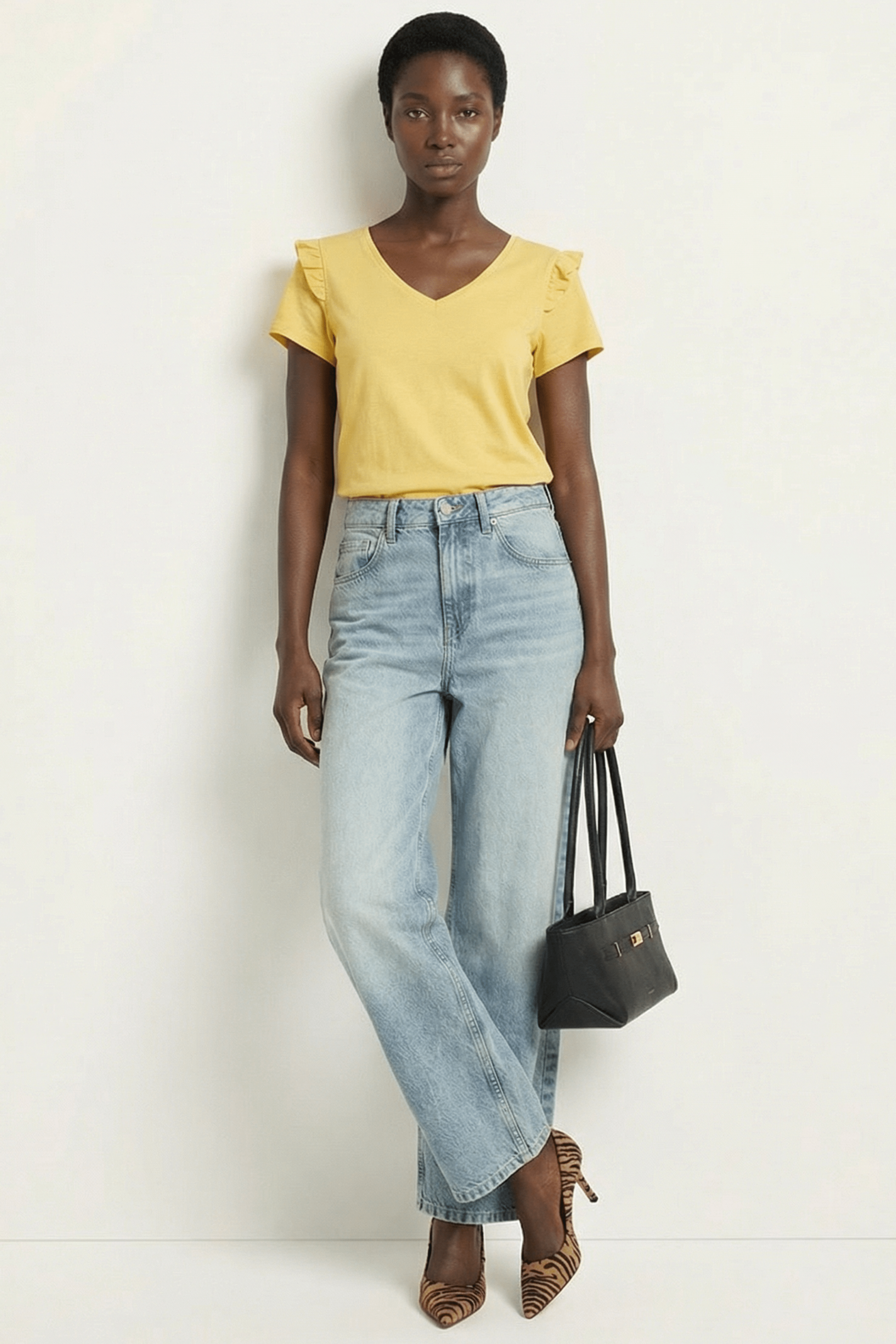 Camiseta amarila con volante en hombros Lolitas&L - lolitasyl.com