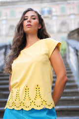 Camiseta amarilla algodon contorno bordado calado Lolitas&L