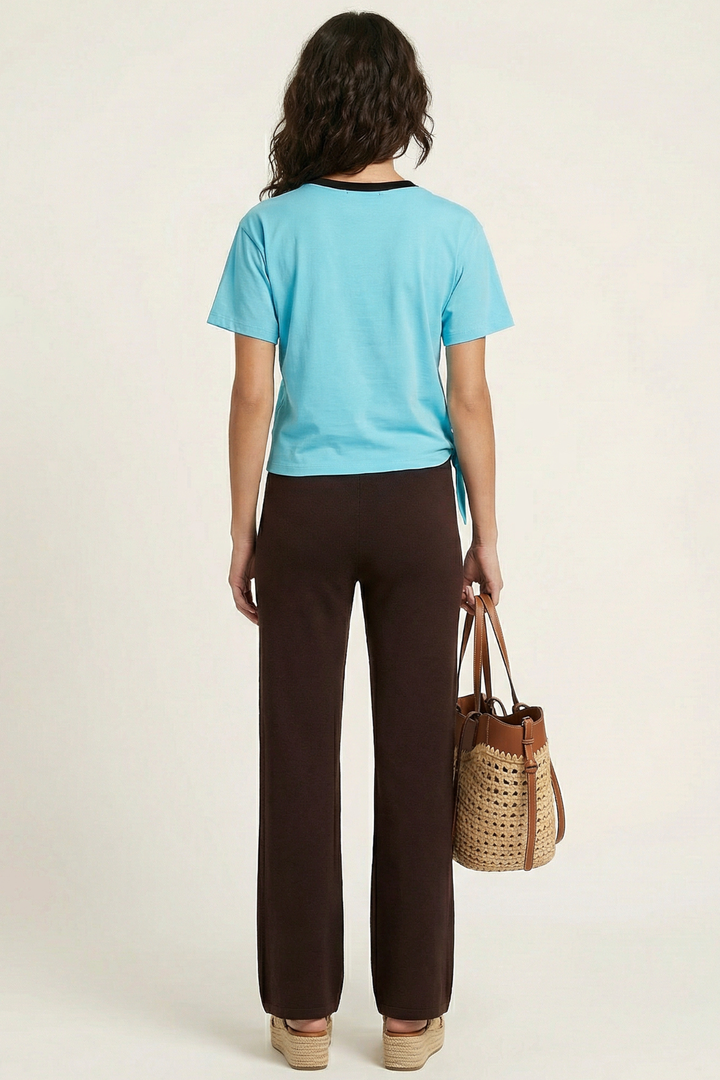 Camiseta azul celeste bordado sombrero anudada en la cintura Lolitas&L