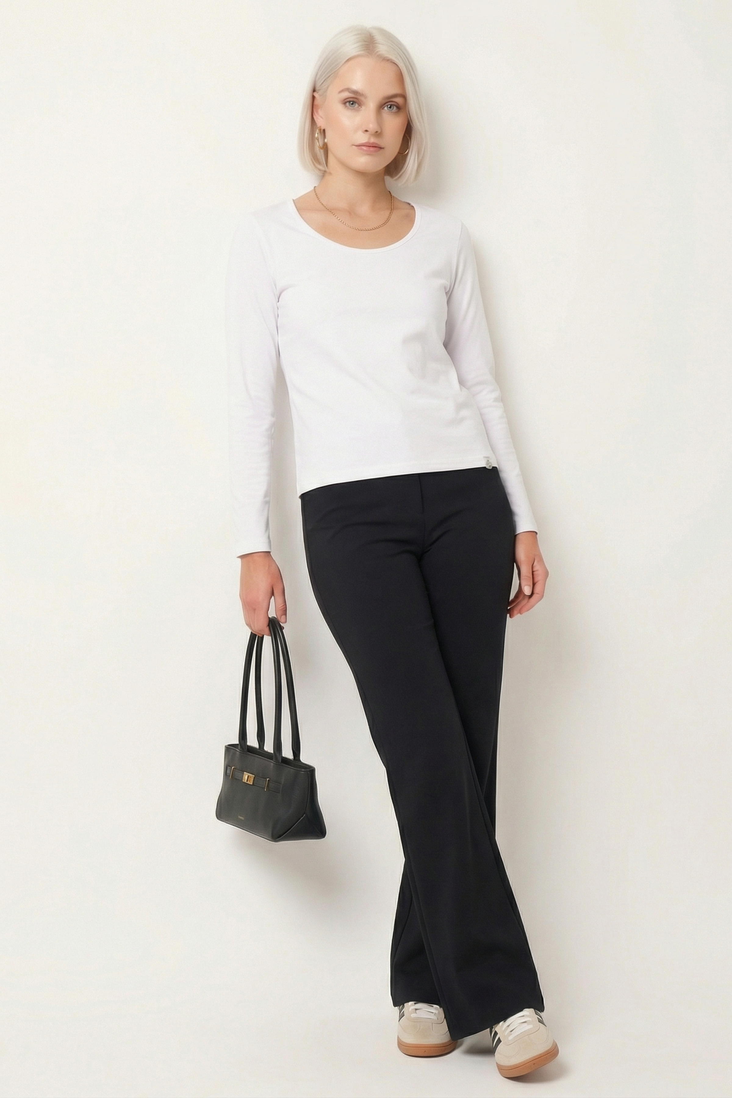 Camiseta blanca basica con escote collar y manga larga Lolitas&L