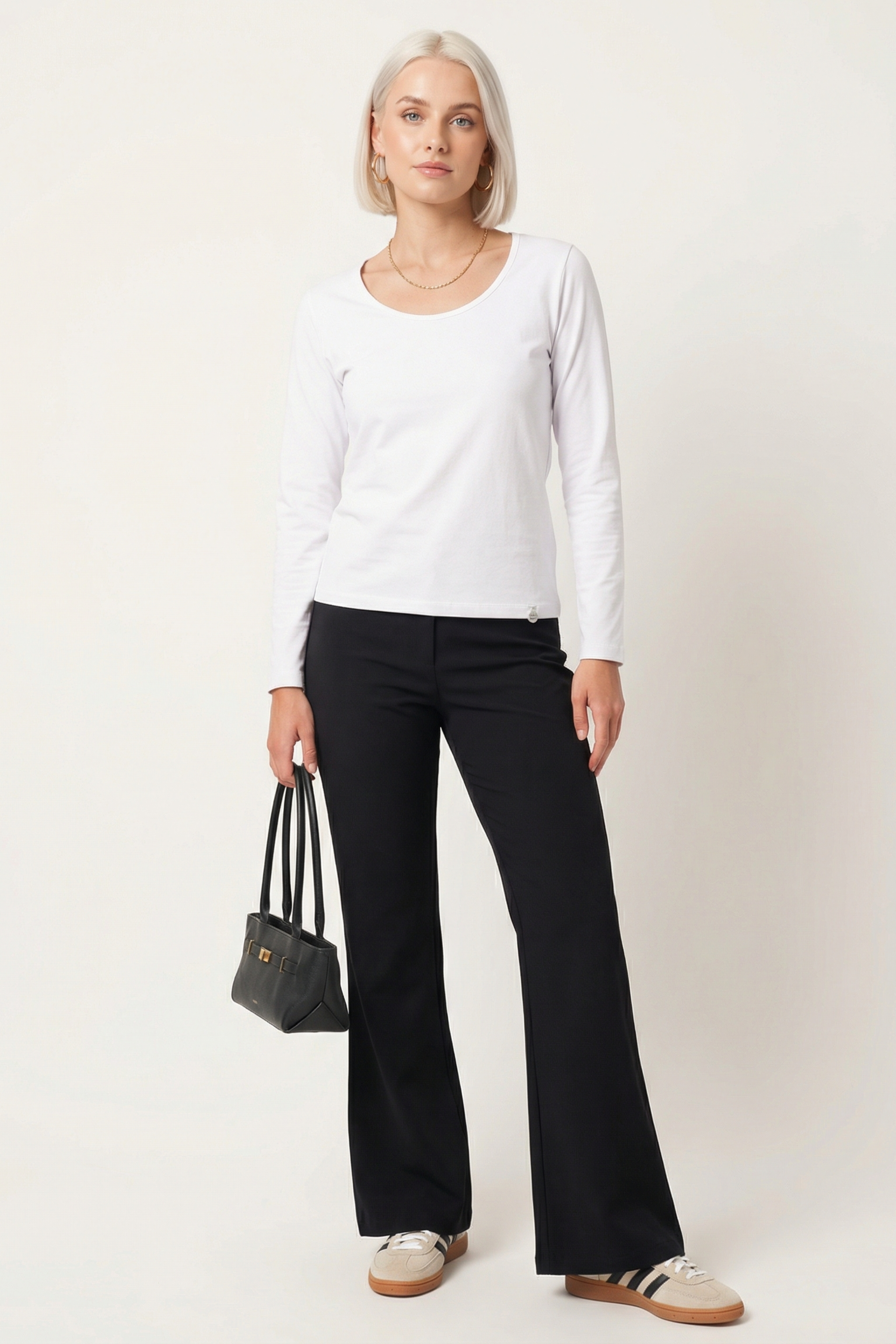 Camiseta blanca basica con escote collar y manga larga Lolitas&L