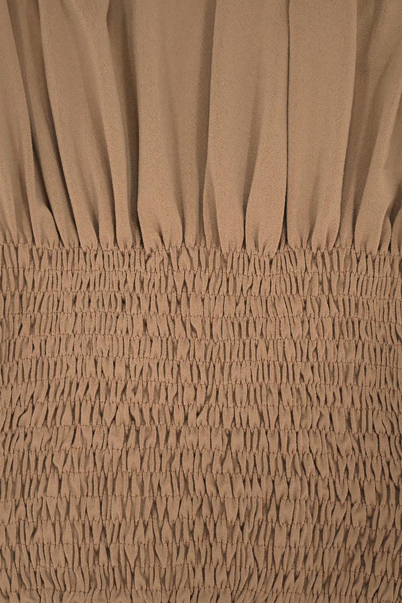 Camiseta beige Preloved pecho nido de abjeja Lolitas&L - lolitasyl.com