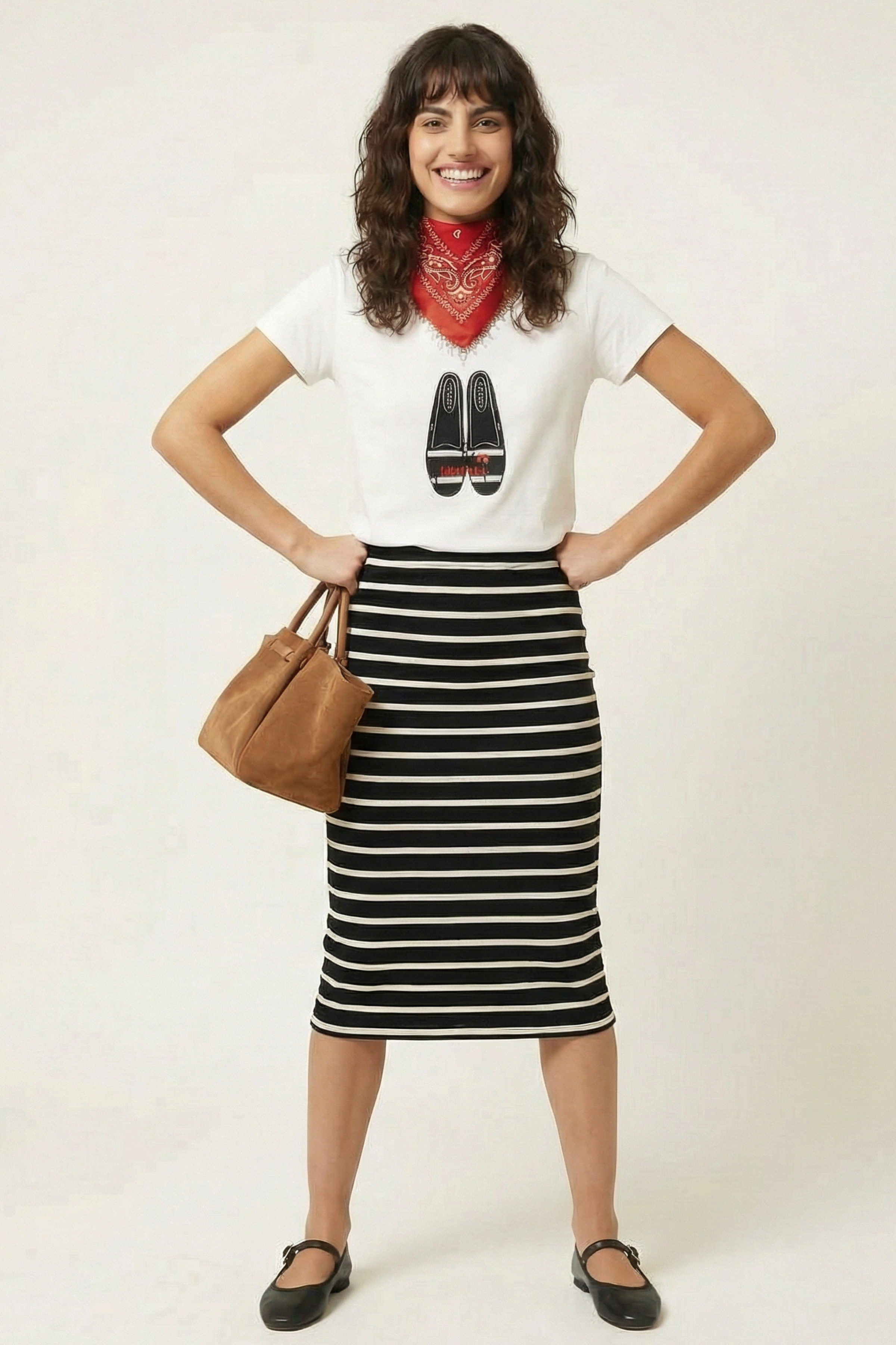 Camiseta blanca con bailarinas bordadas Lolitas&L