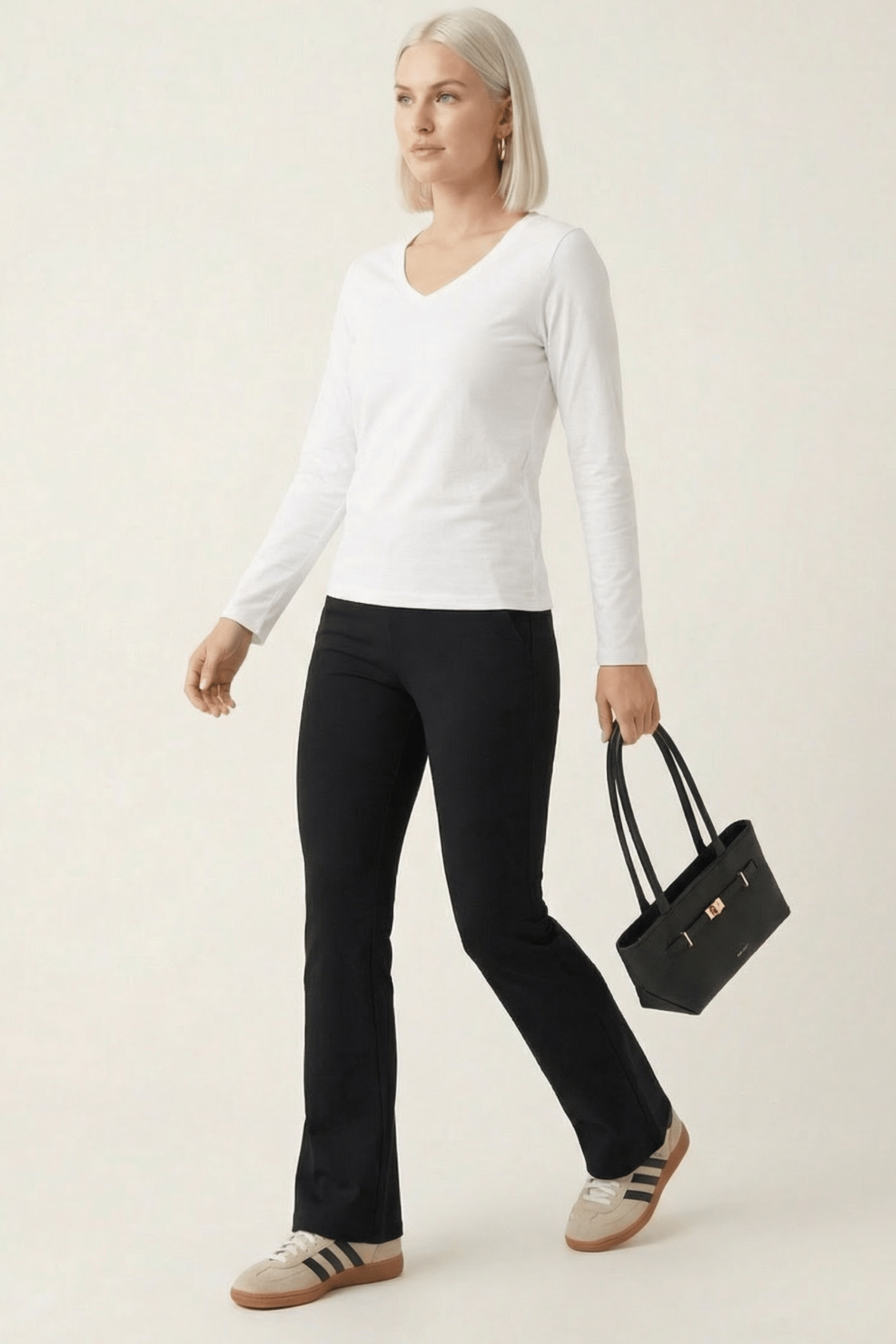 Camiseta blanca basica con escote pico y manga larga Lolitas&L - lolitasyl.com